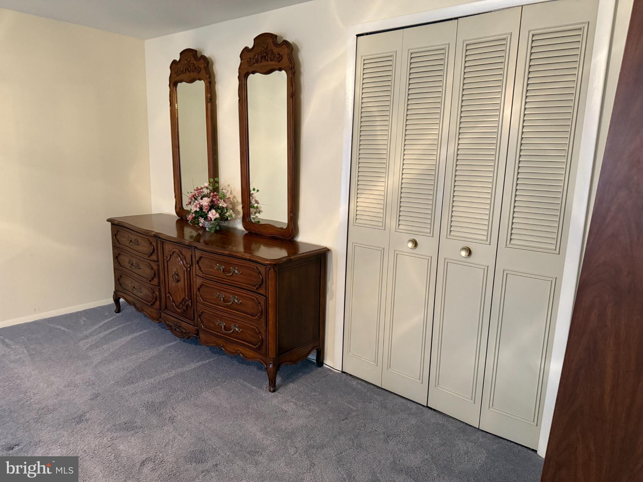 CROFTON TOWNE - Residential