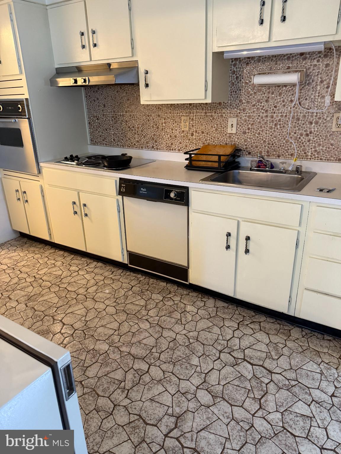 CROFTON TOWNE - Residential