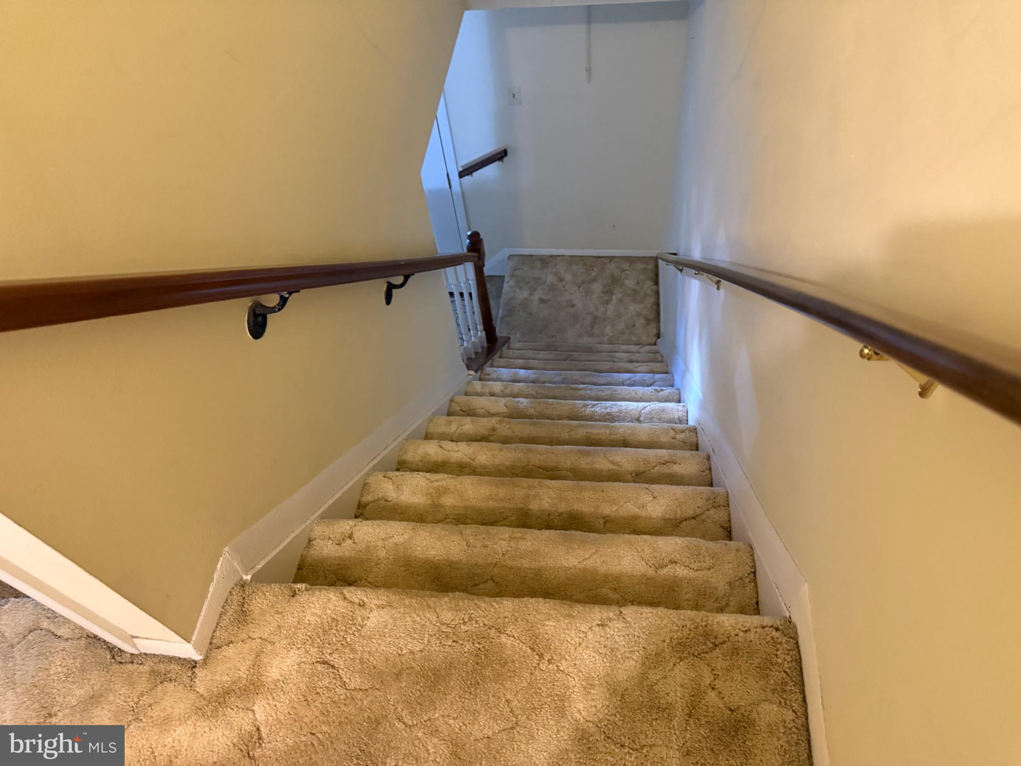 CROFTON TOWNE - Residential