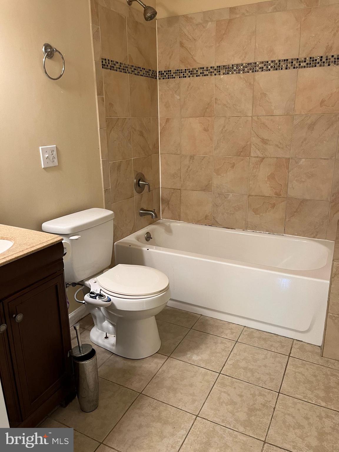 THOMSON ESTATES - Residential