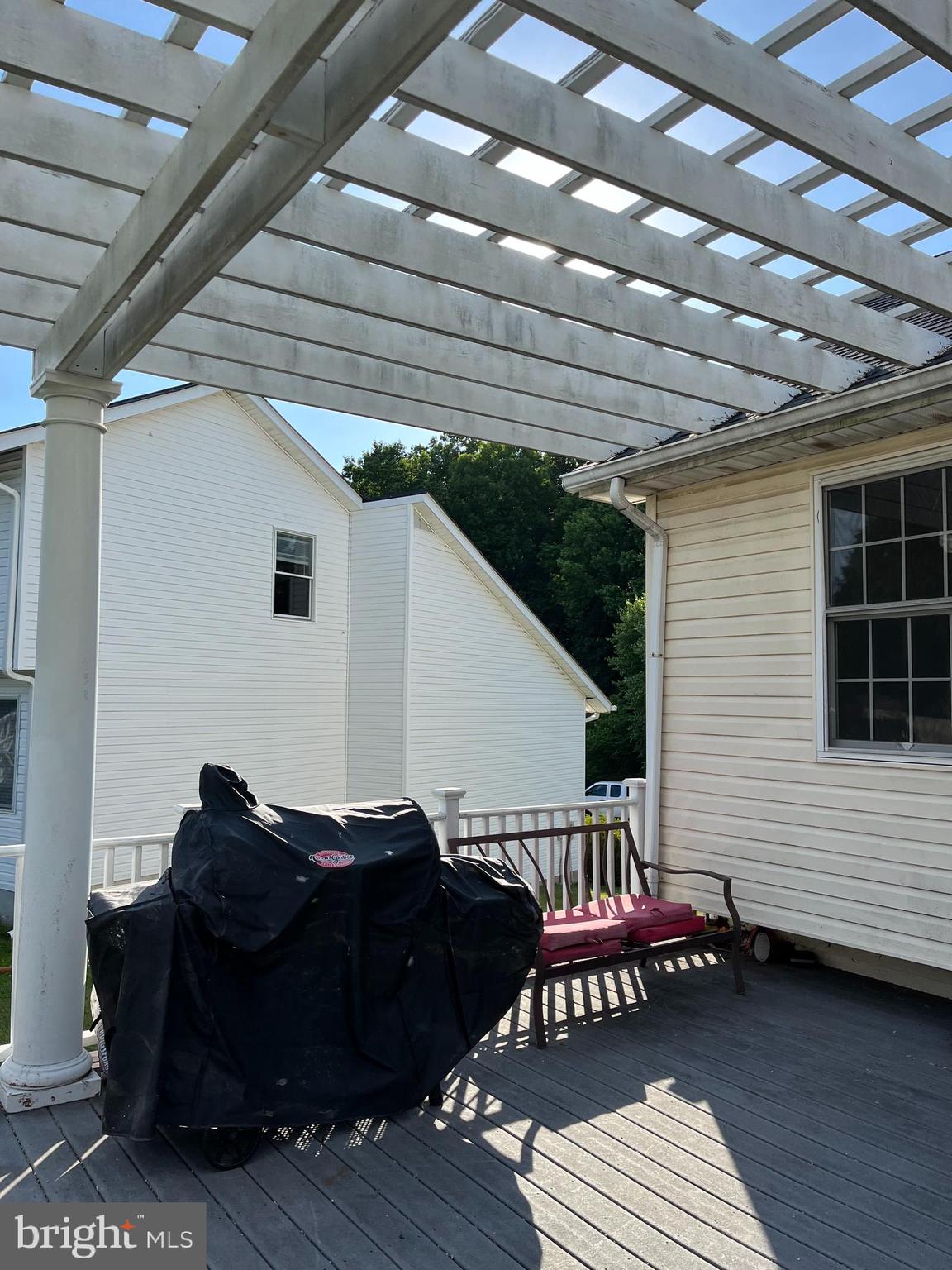 THOMSON ESTATES - Residential