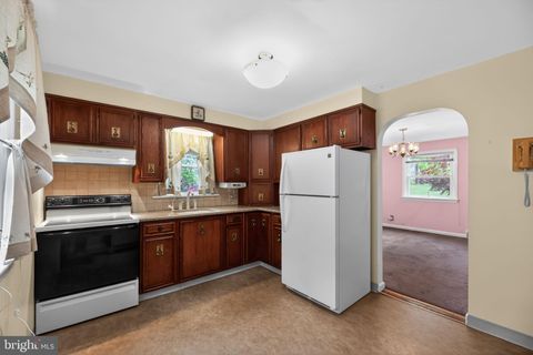 Tiny photo for 280 Sussex Avenue, SEWELL, NJ 08080 (MLS # NJGL2072252)