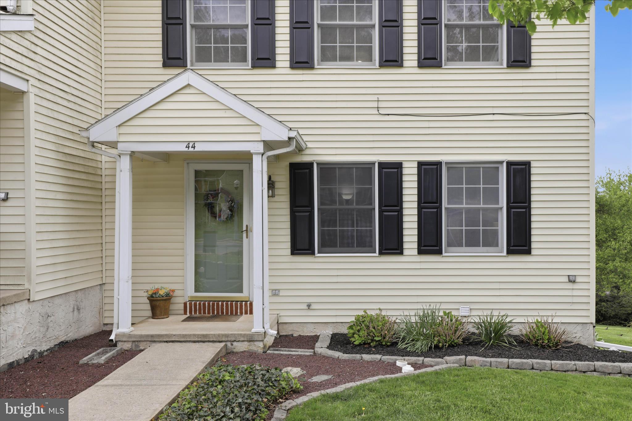44 HIGHLAND COURT