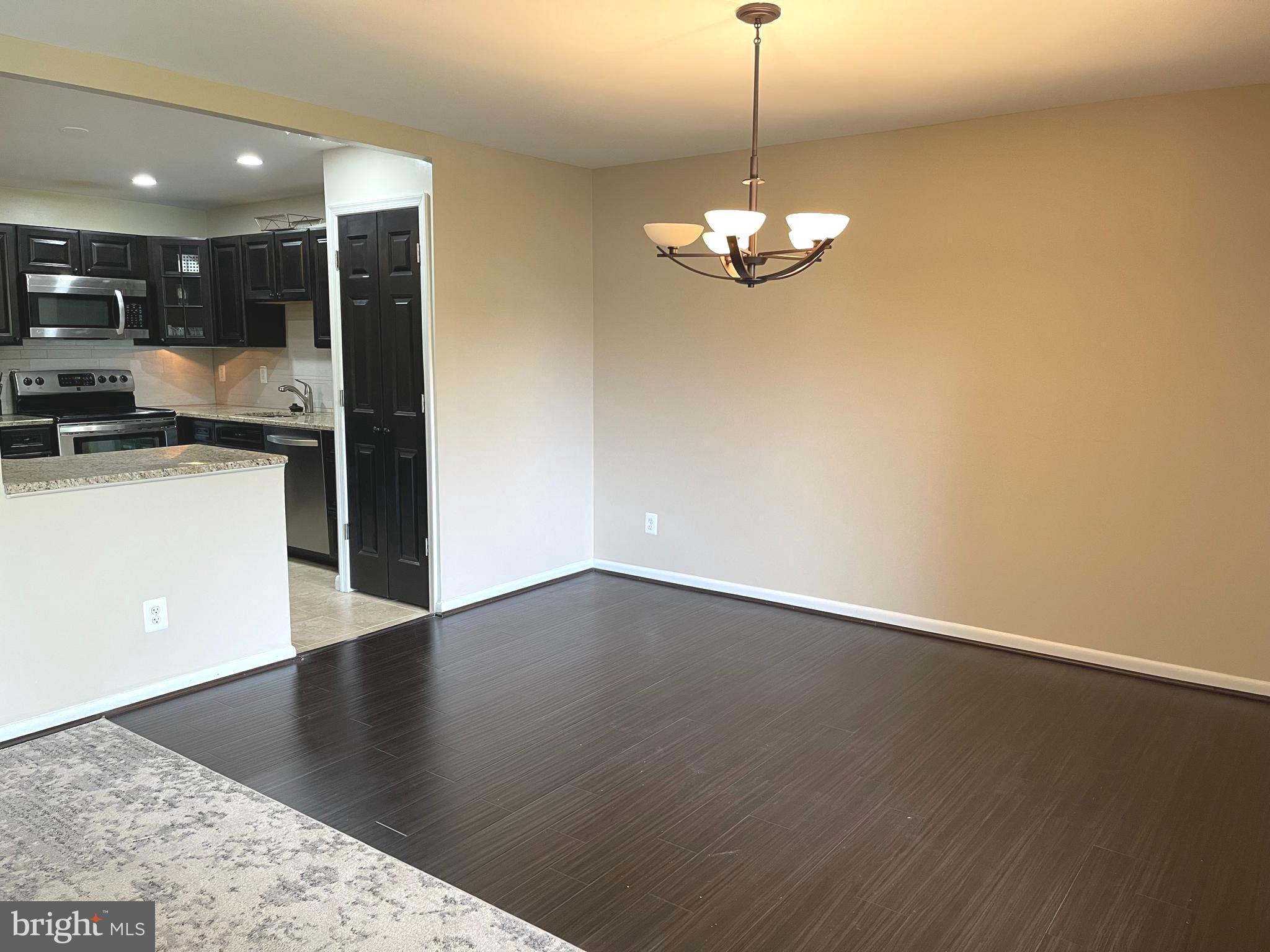 WESTLAKE PARK - Residential Lease