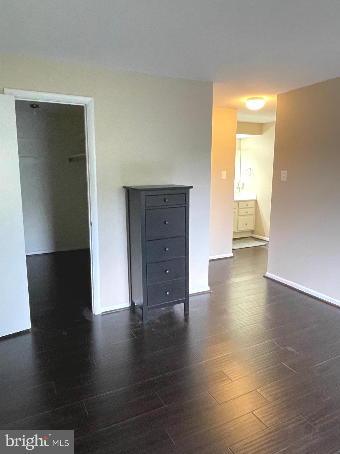 WESTLAKE PARK - Residential Lease