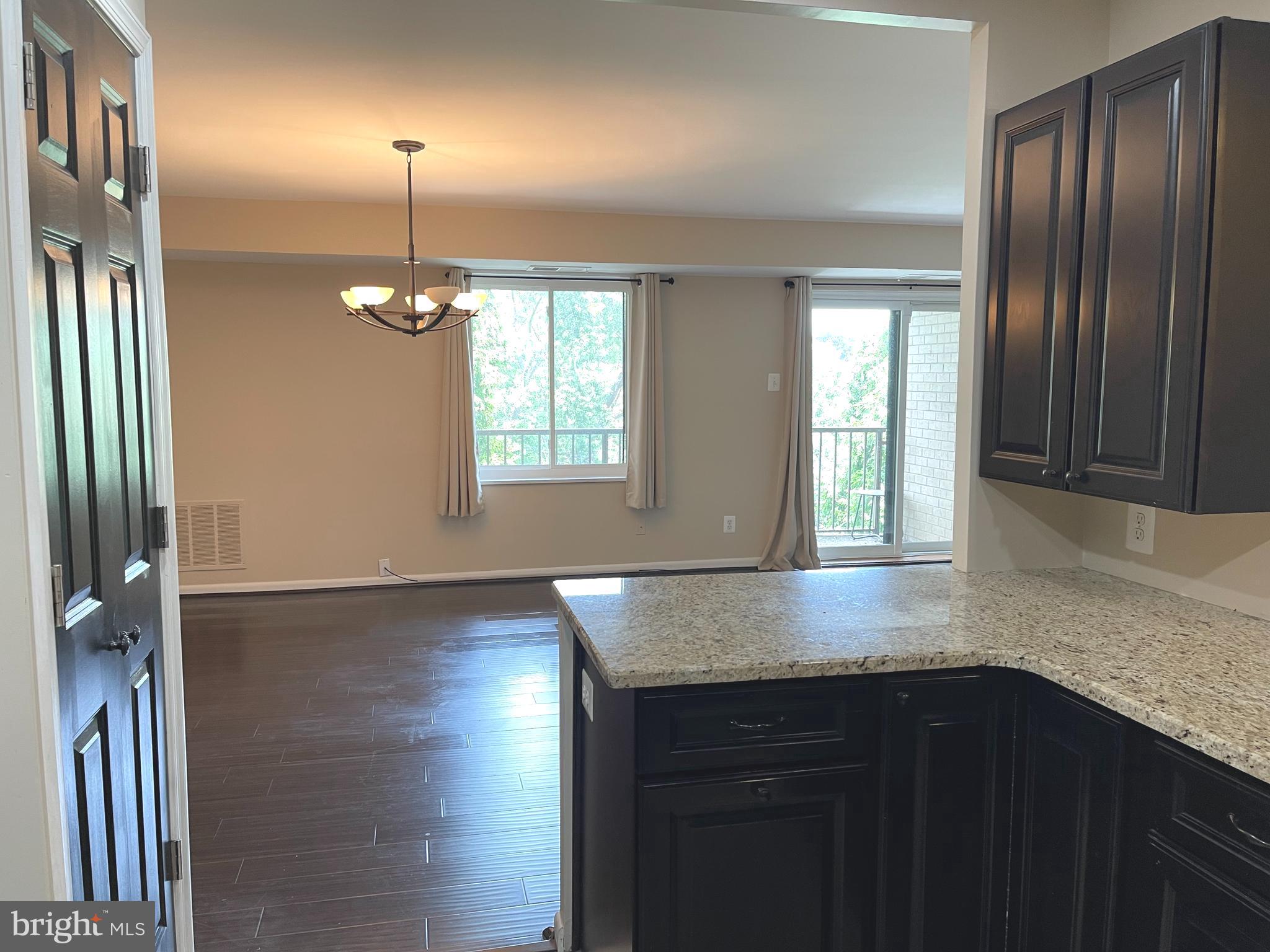 WESTLAKE PARK - Residential Lease