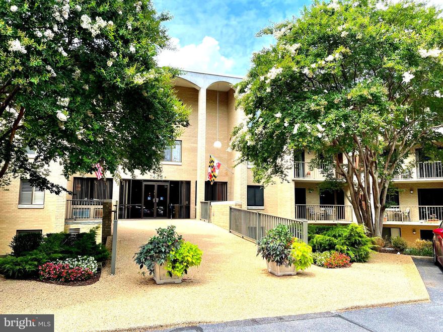 ABSOLUTELY THE PERFECT LOCATION! READY TO MOVE IN! THIS LARGE TOP FLOOR UNIT W/PRIVATE BALCONY IS PERFECT. FEATURING AN OPEN FLOOR PLAN, UPDATED KICHEN AND FRESH PAINT. TWO LARGE BEDROOMS 2 FULL BATHROOMS, WALK-IN CLOSETS, WOOD FLOORS, DOUBLE PAIN WINDOWS. LOCATED SECONDS FROM DWONTOWN BETHESDA, RT- 270/495, WESTFIELD MONTGOMERY MALL AND ALL MAJOR BUS ROUTES. ENJOY THE HOT SUMMER DAYS AT THE QUITE POOL. PLENTY OF PARKING, TENNINS COURTS, STORAGE UNIT, ELEVATOR, SECURE MAIN ENTRANCE AND MORE!