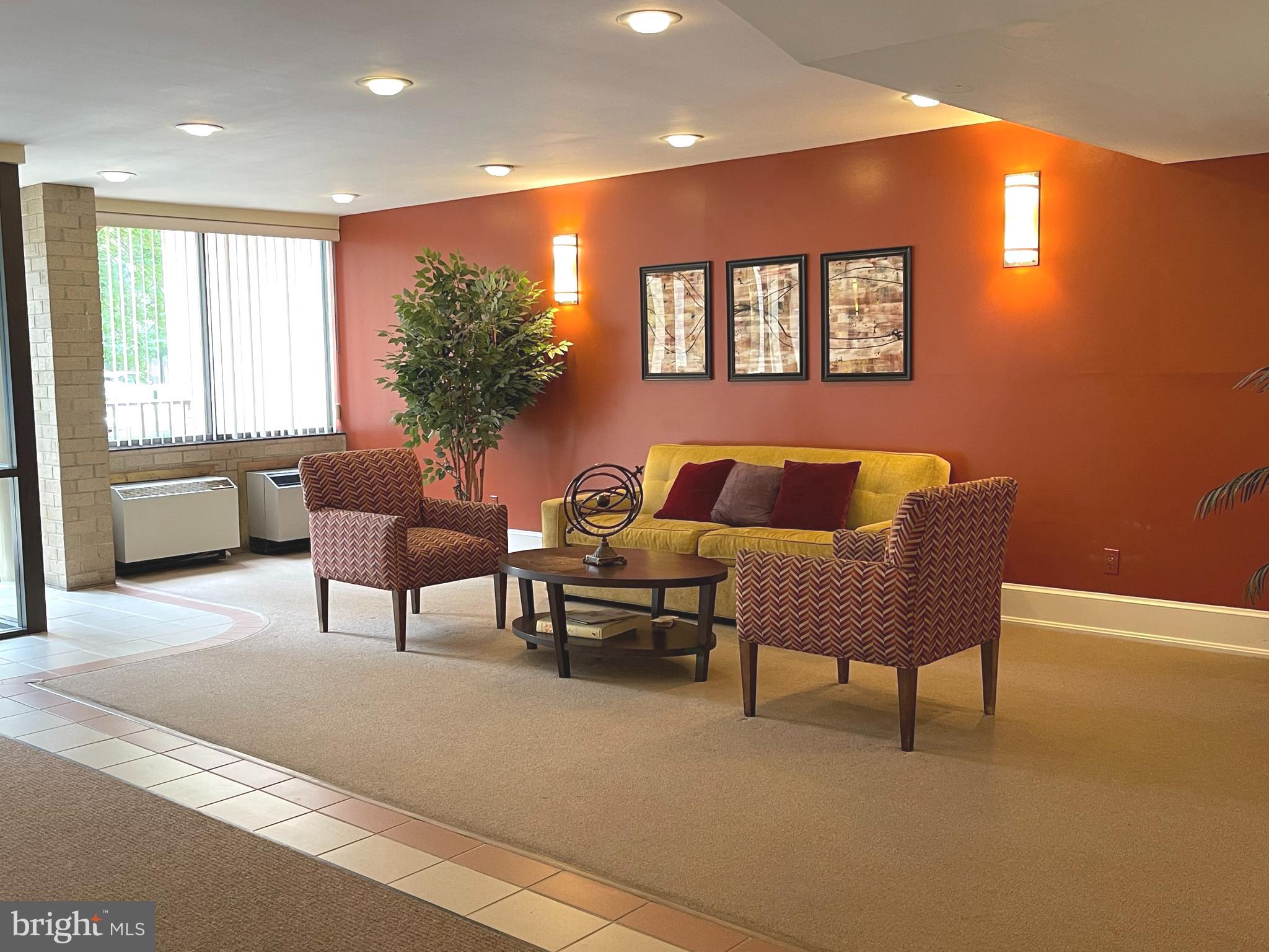 WESTLAKE PARK - Residential Lease