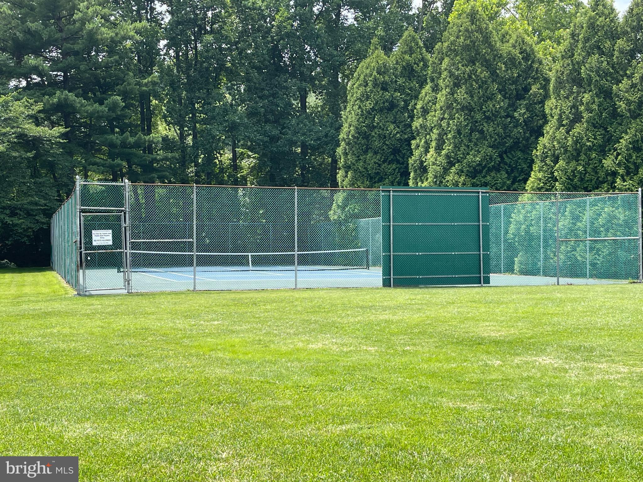 WESTLAKE PARK - Residential Lease