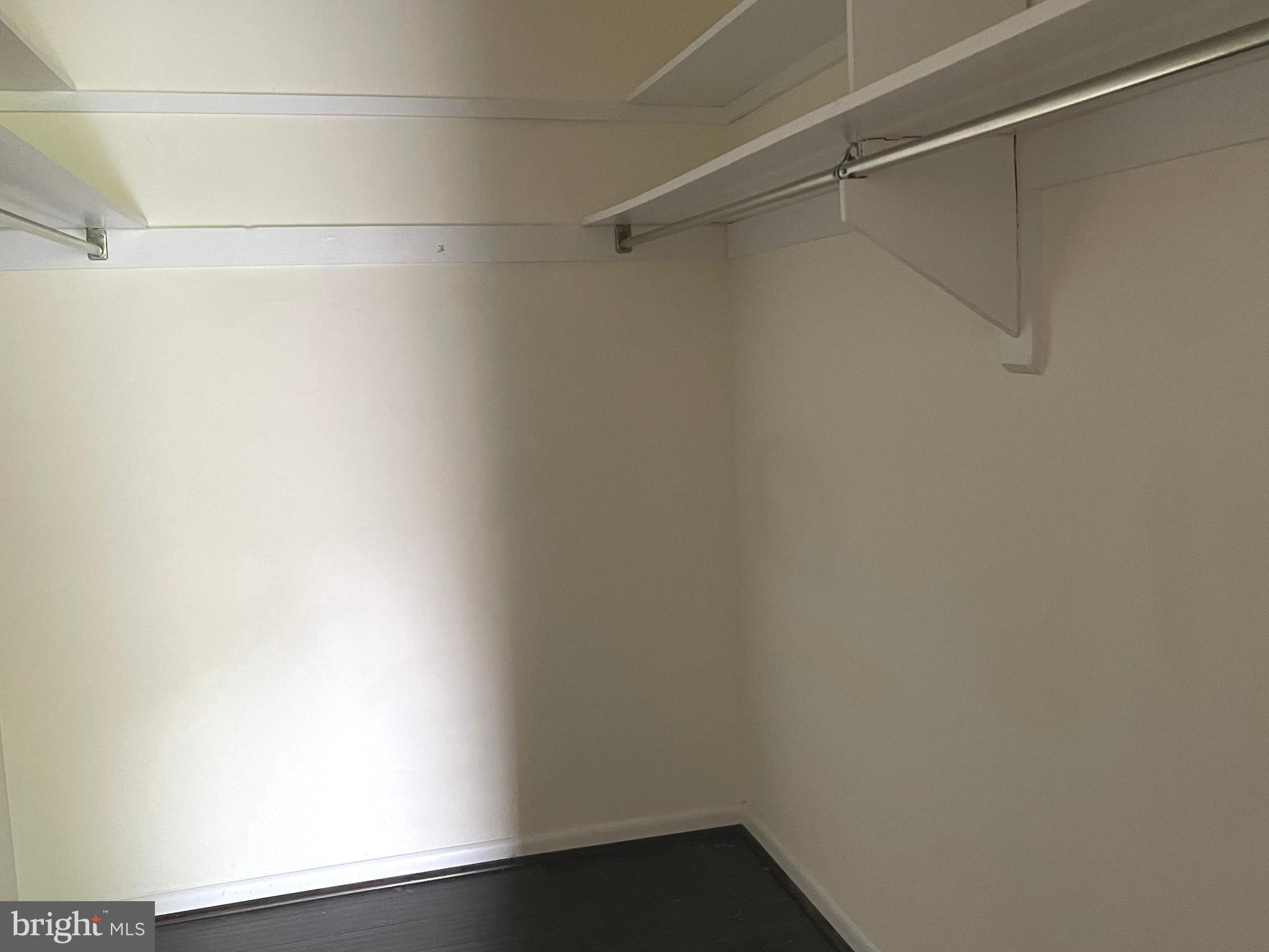 WESTLAKE PARK - Residential Lease