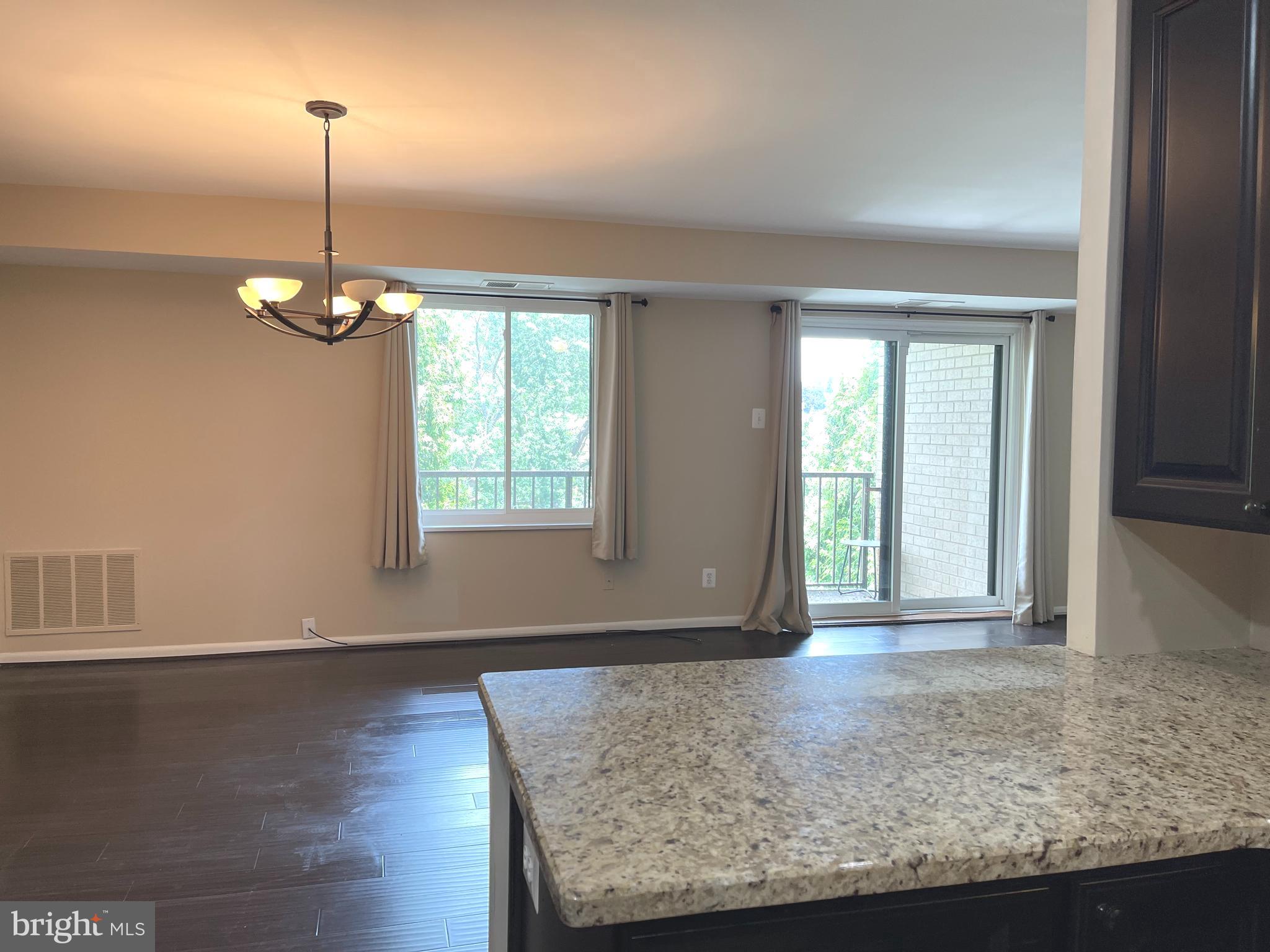 WESTLAKE PARK - Residential Lease