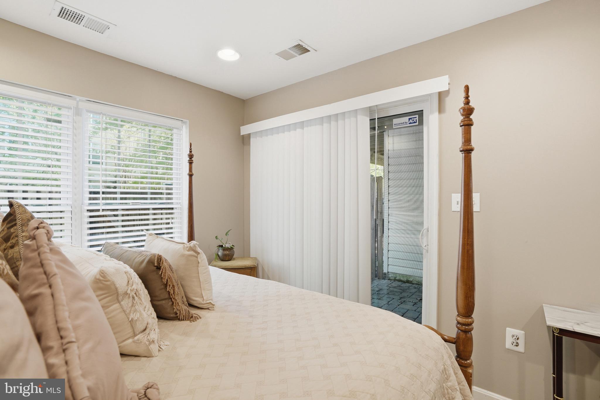 FAIRCREST NORTH - Residential