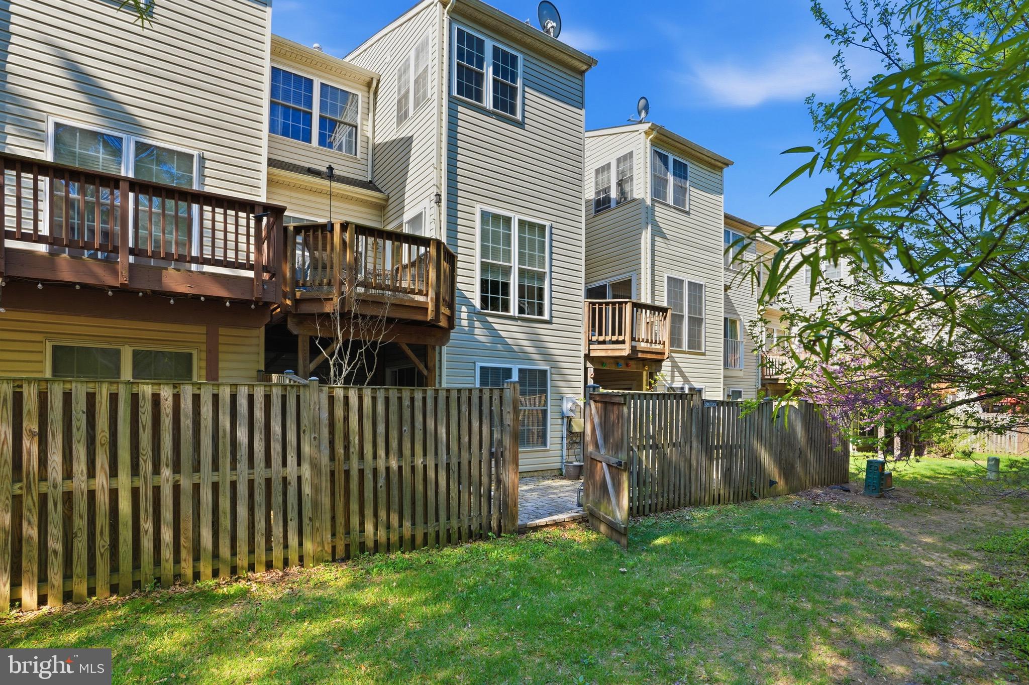 FAIRCREST NORTH - Residential