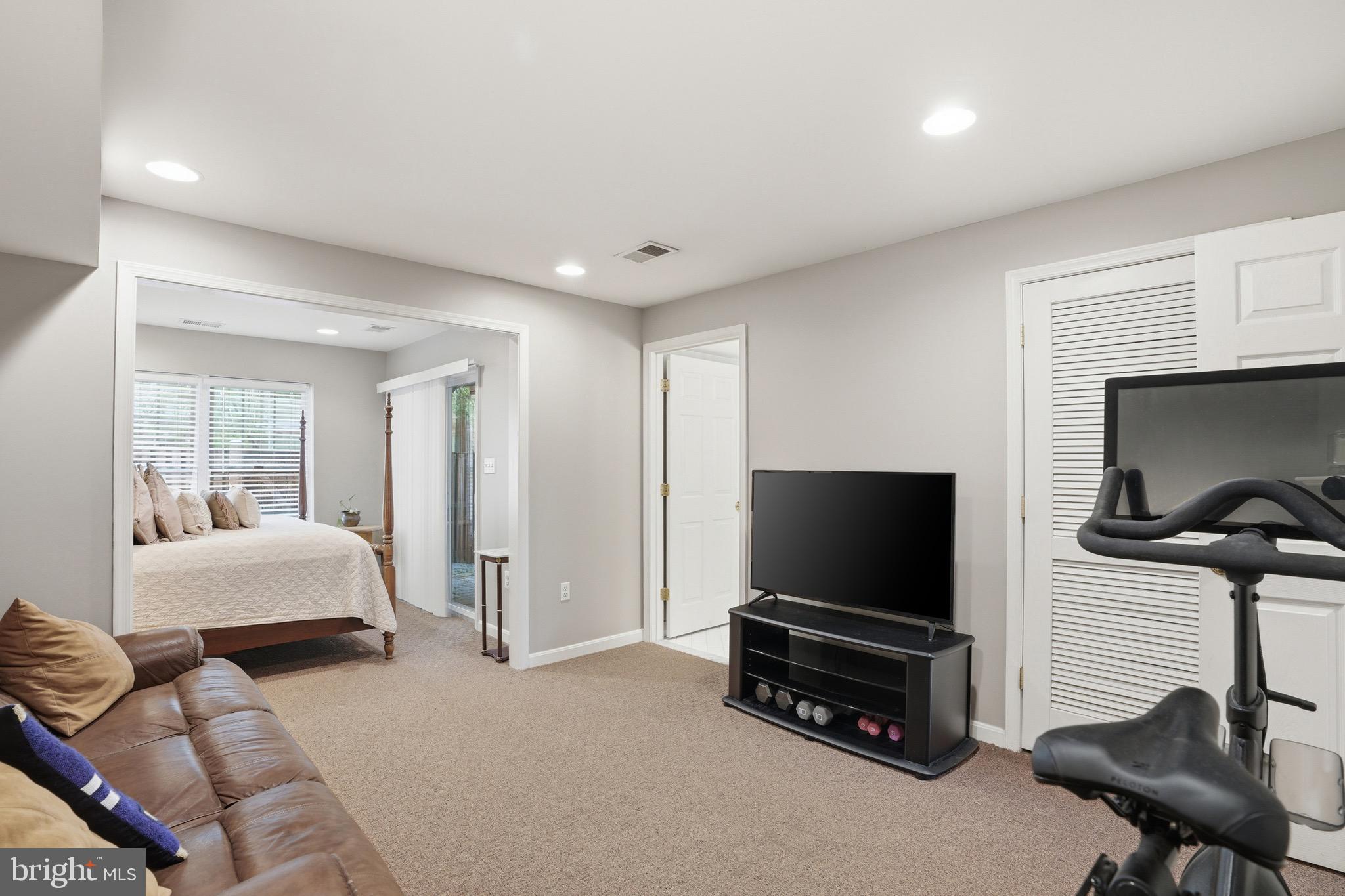 FAIRCREST NORTH - Residential