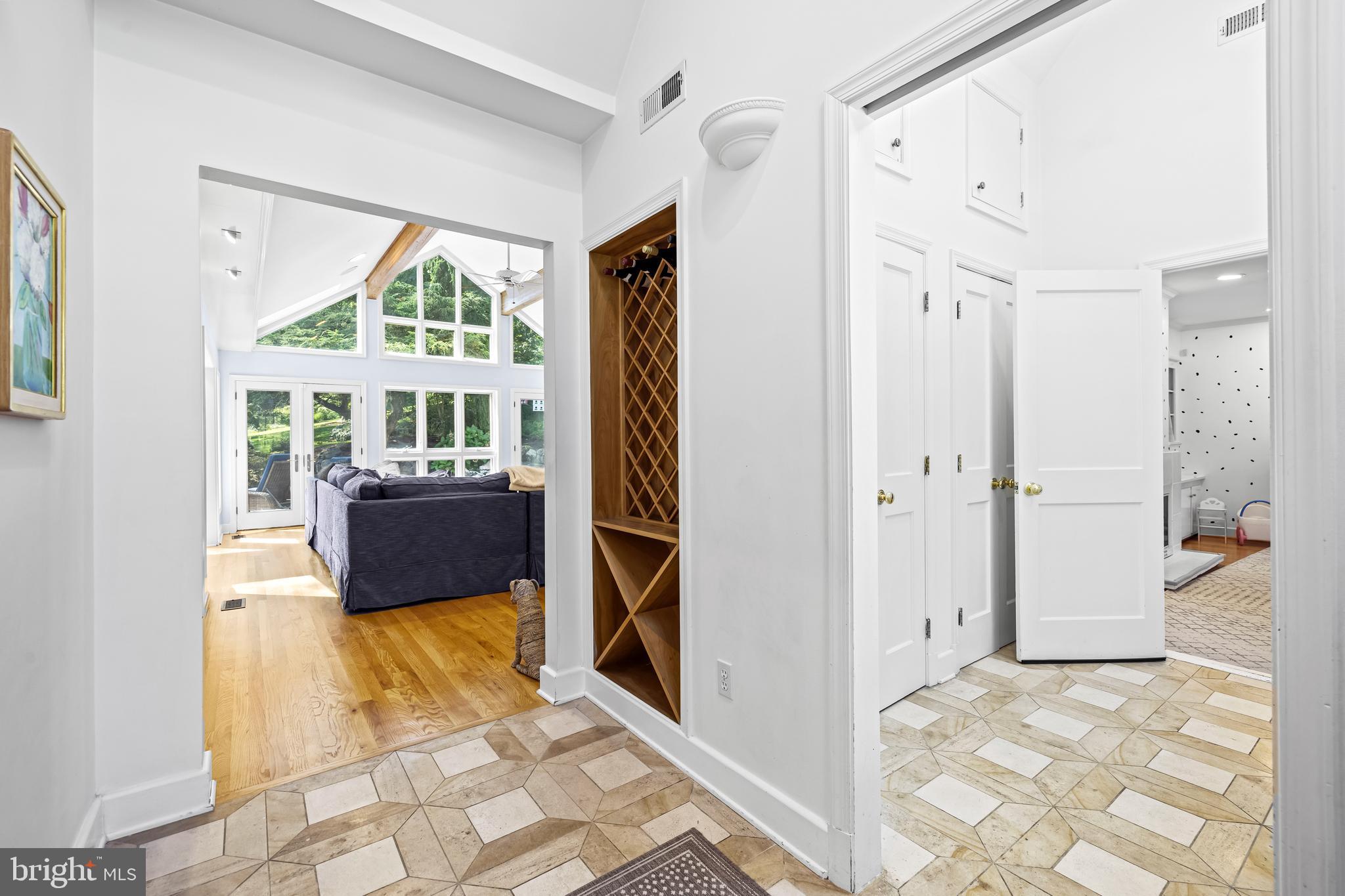 RUXTON - Residential