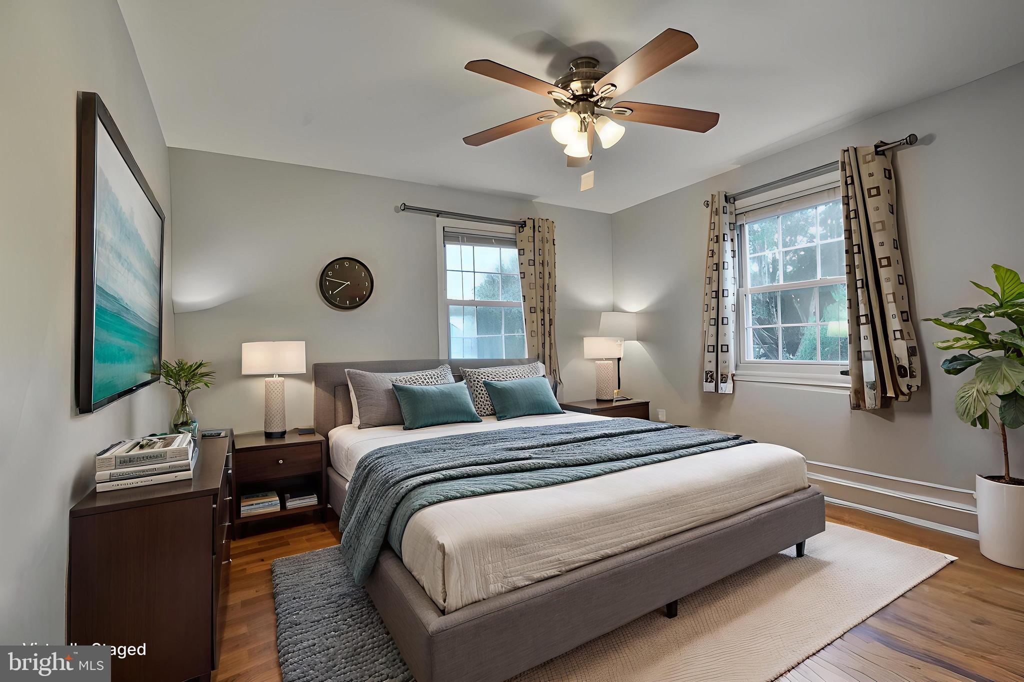 COURTHOUSE SQUARE - Residential