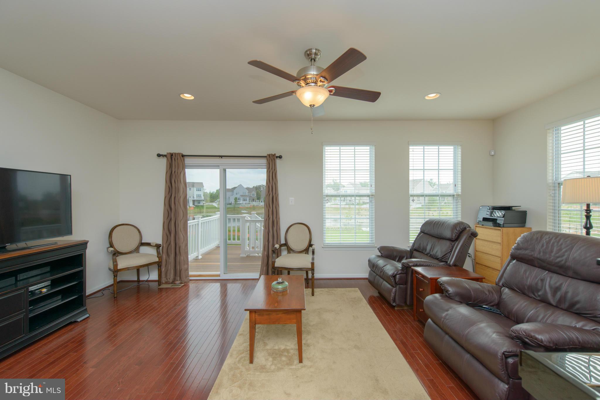 LAKES AT STANSBURY SHORE - Residential