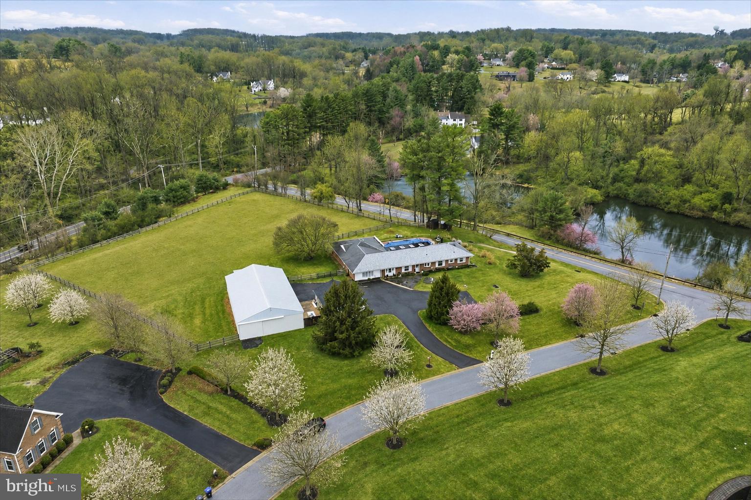 LOCUST GROVE - Residential
