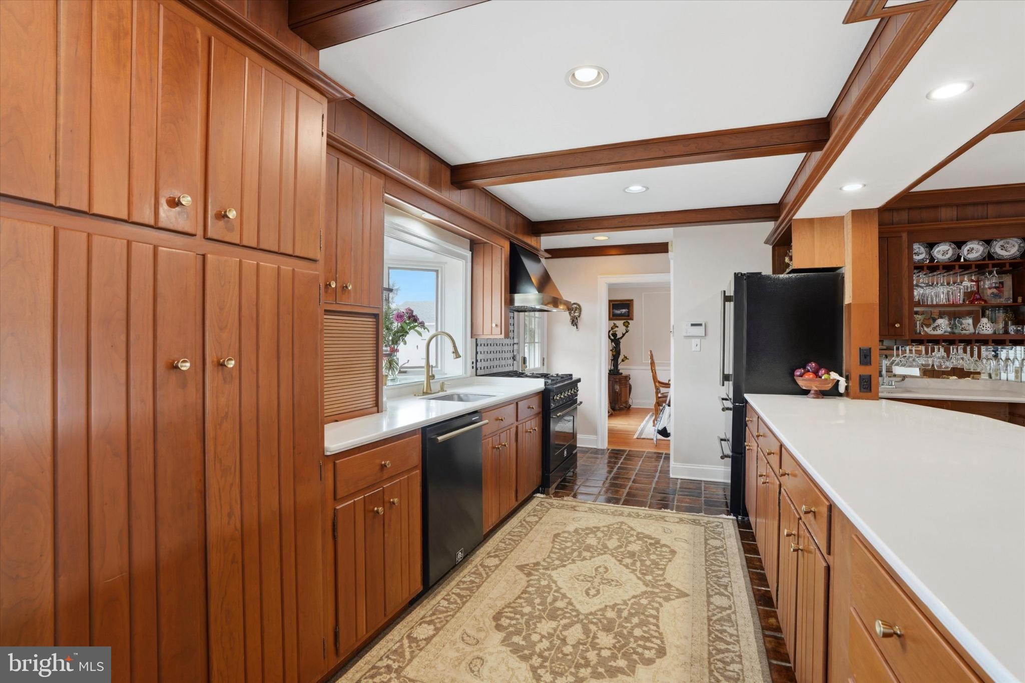 LOCUST GROVE - Residential