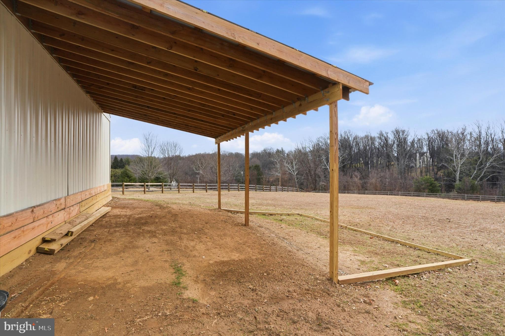 LOCUST GROVE - Residential