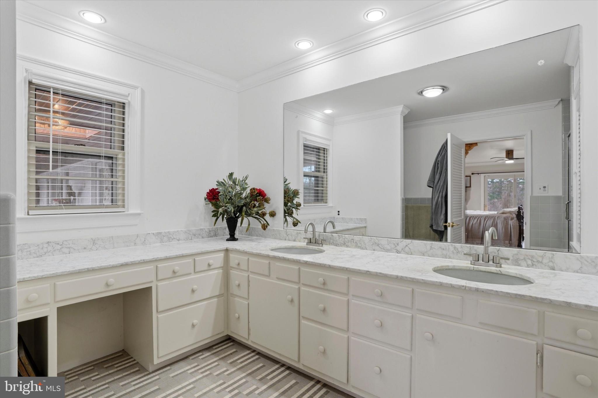 LOCUST GROVE - Residential