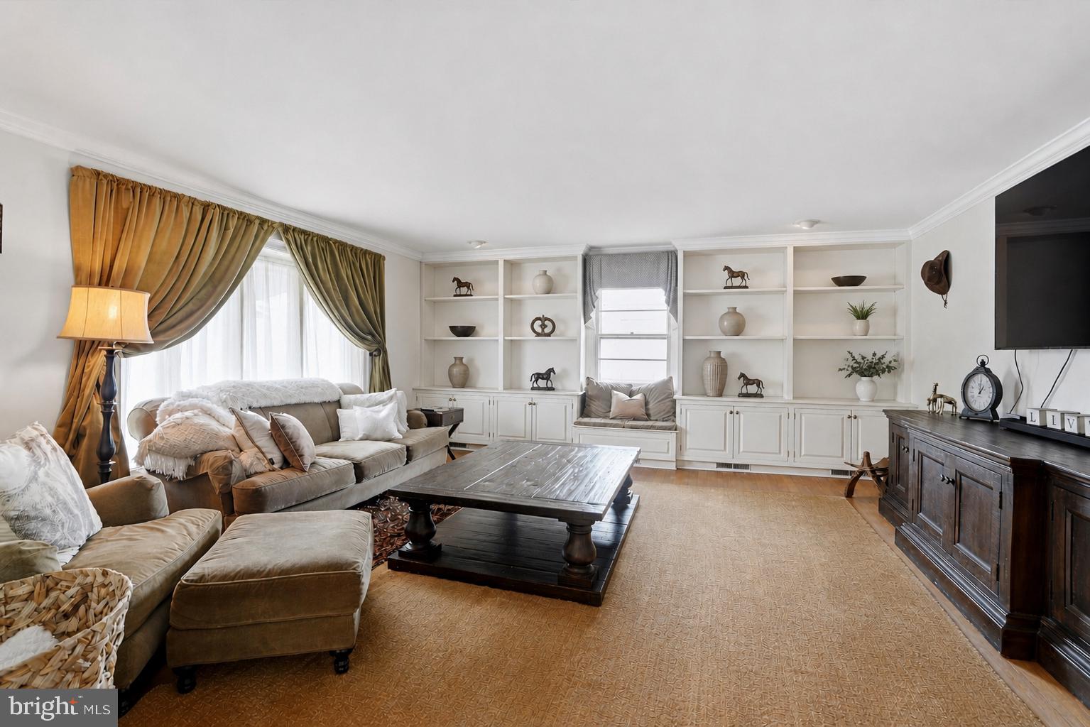 LOCUST GROVE - Residential
