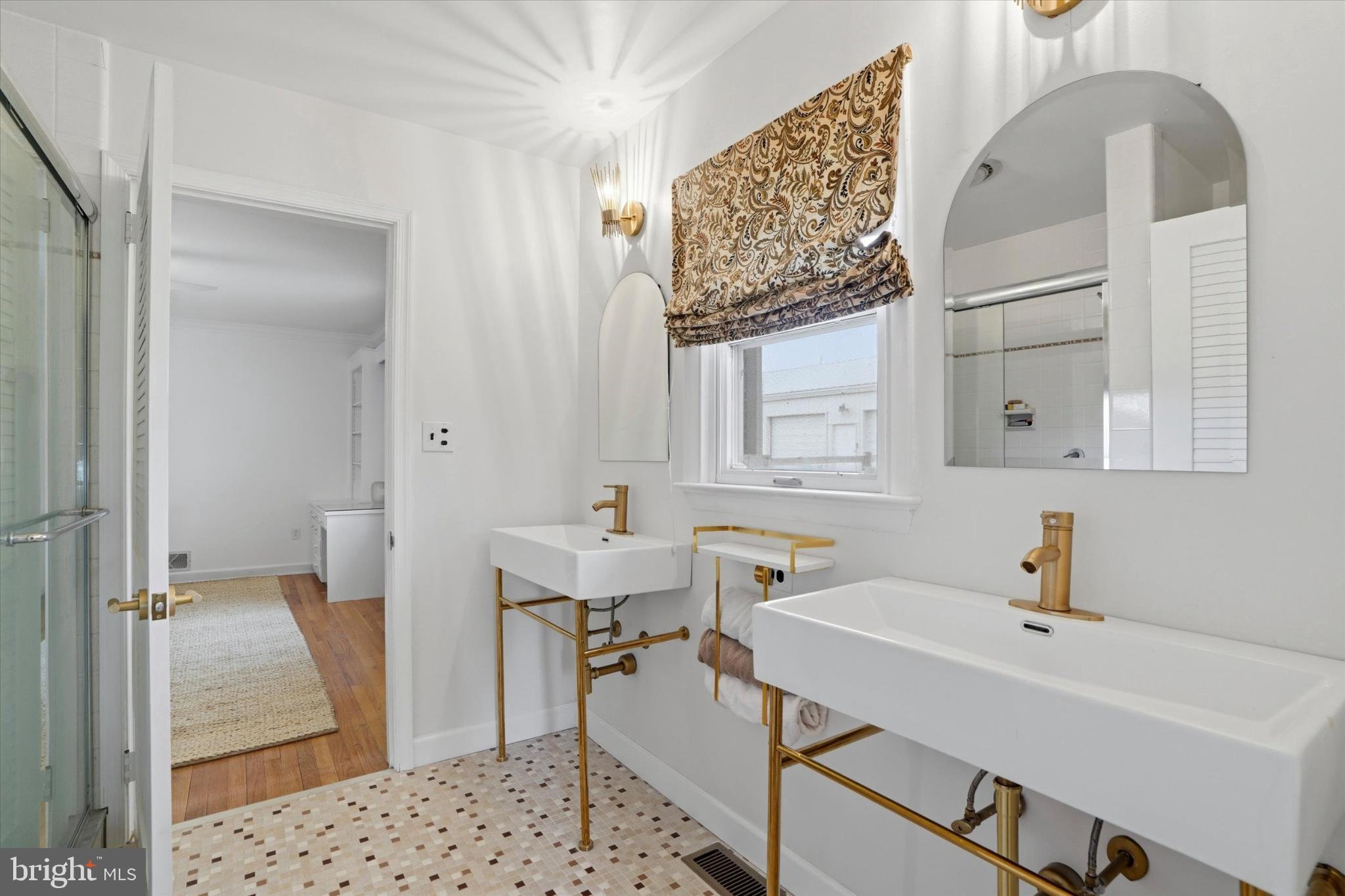 LOCUST GROVE - Residential