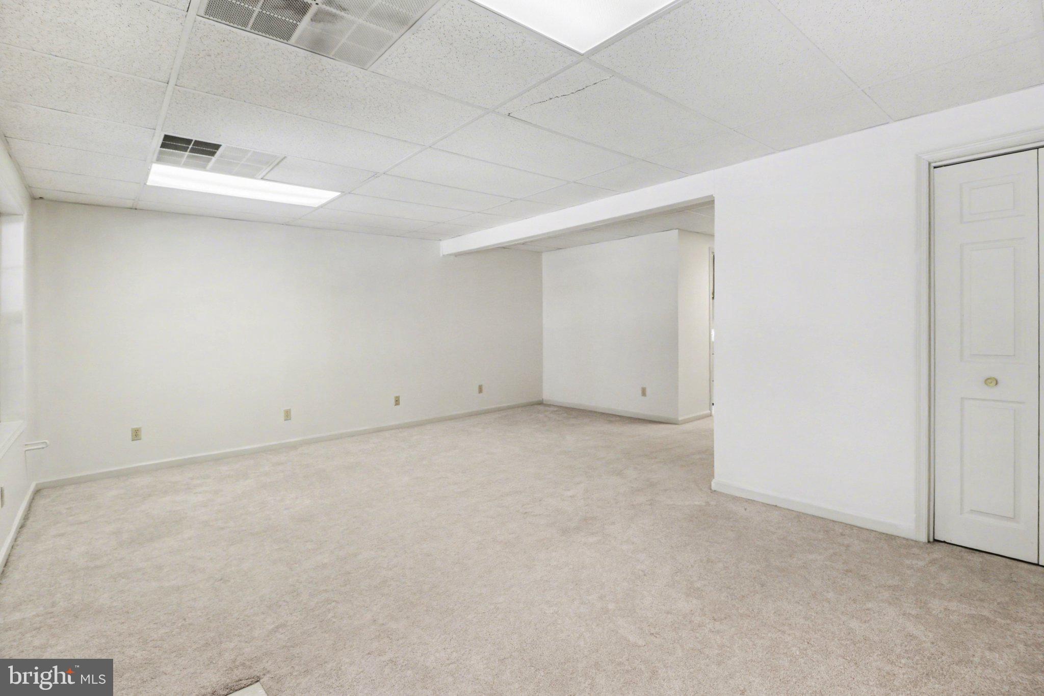 BEAUMONT SQUARE - Residential