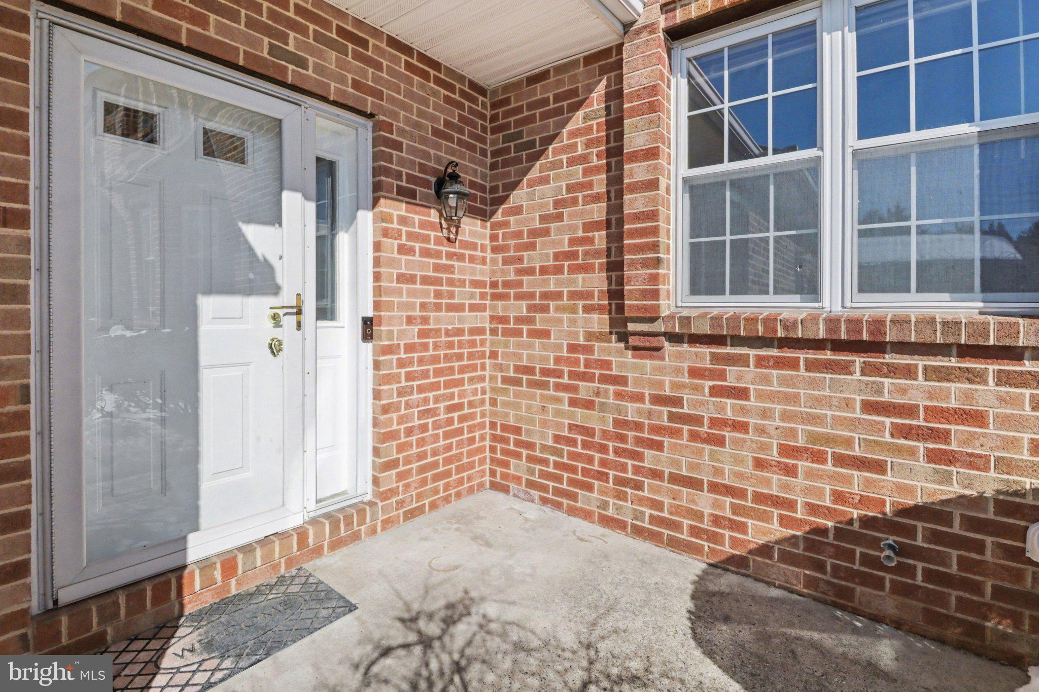 BEAUMONT SQUARE - Residential