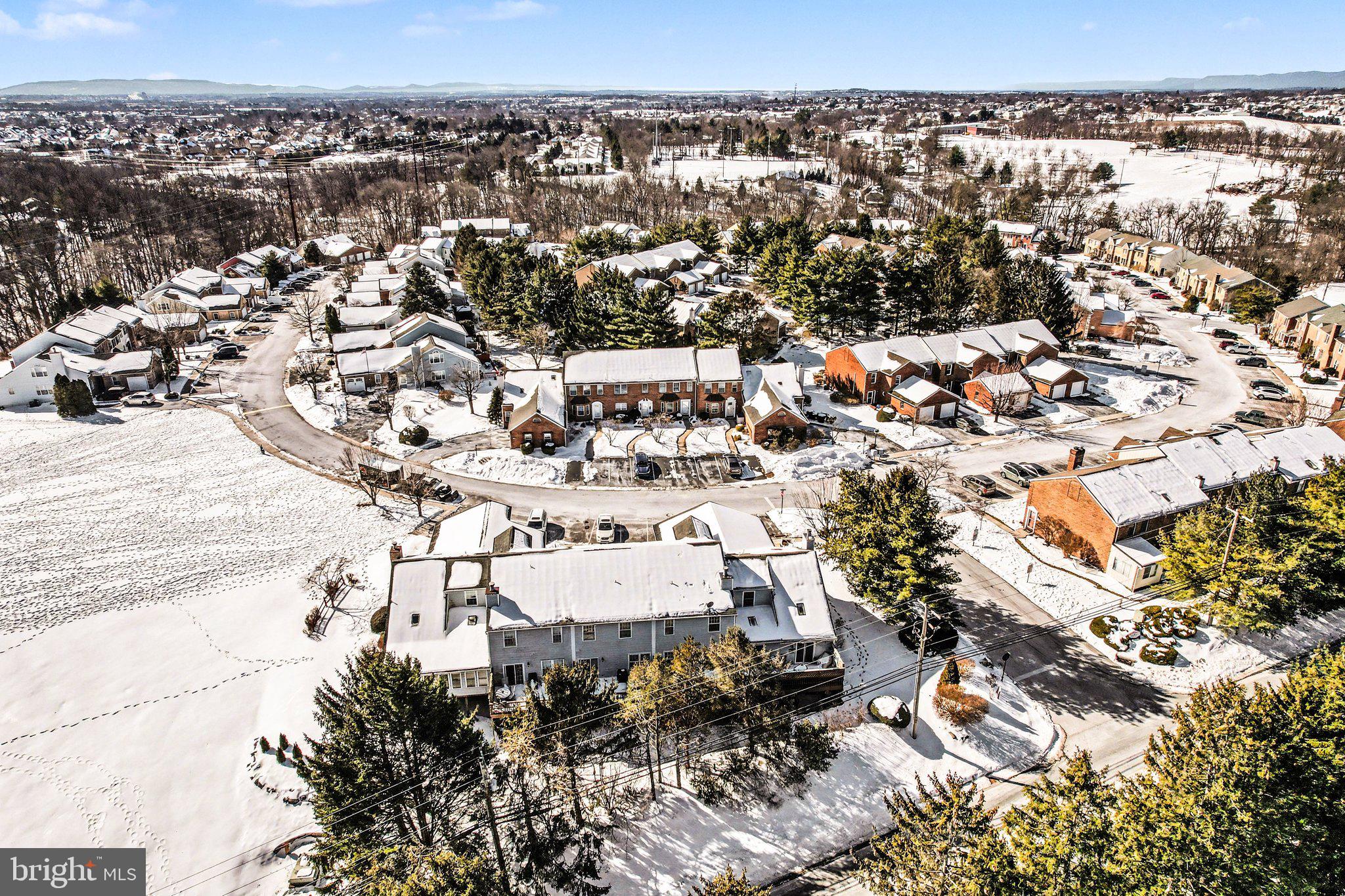 BEAUMONT SQUARE - Residential