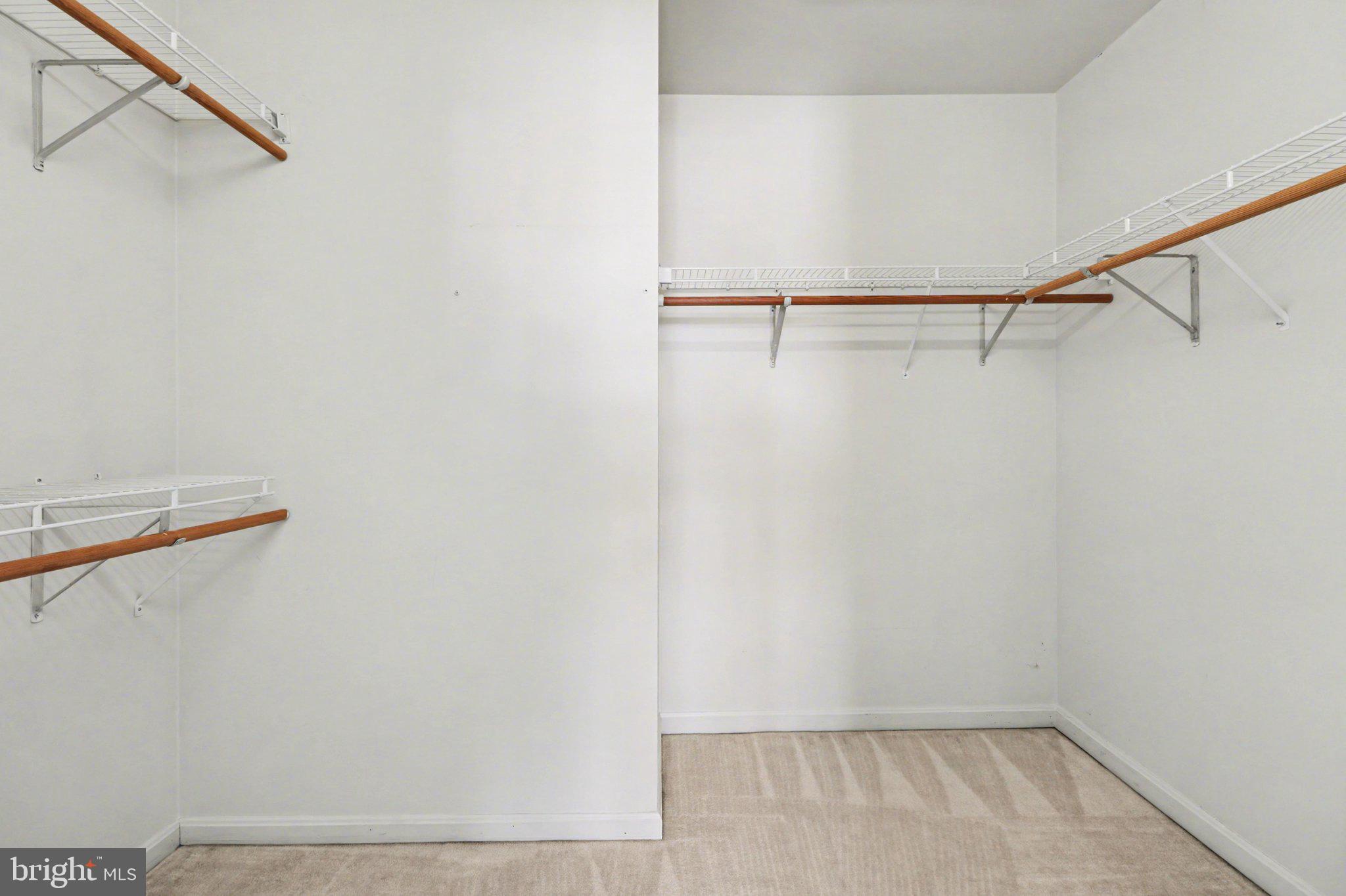 BEAUMONT SQUARE - Residential