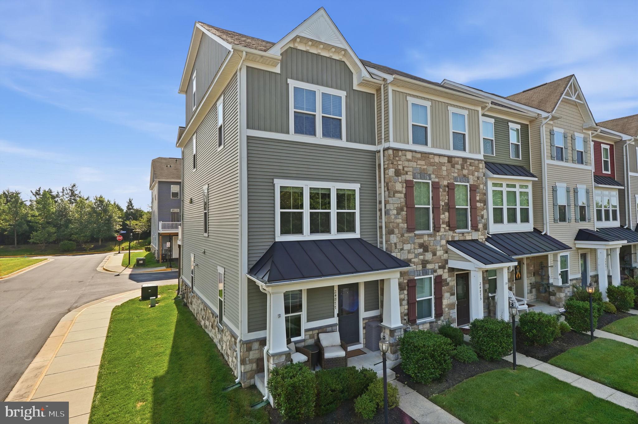 24877 COATS SQUARE