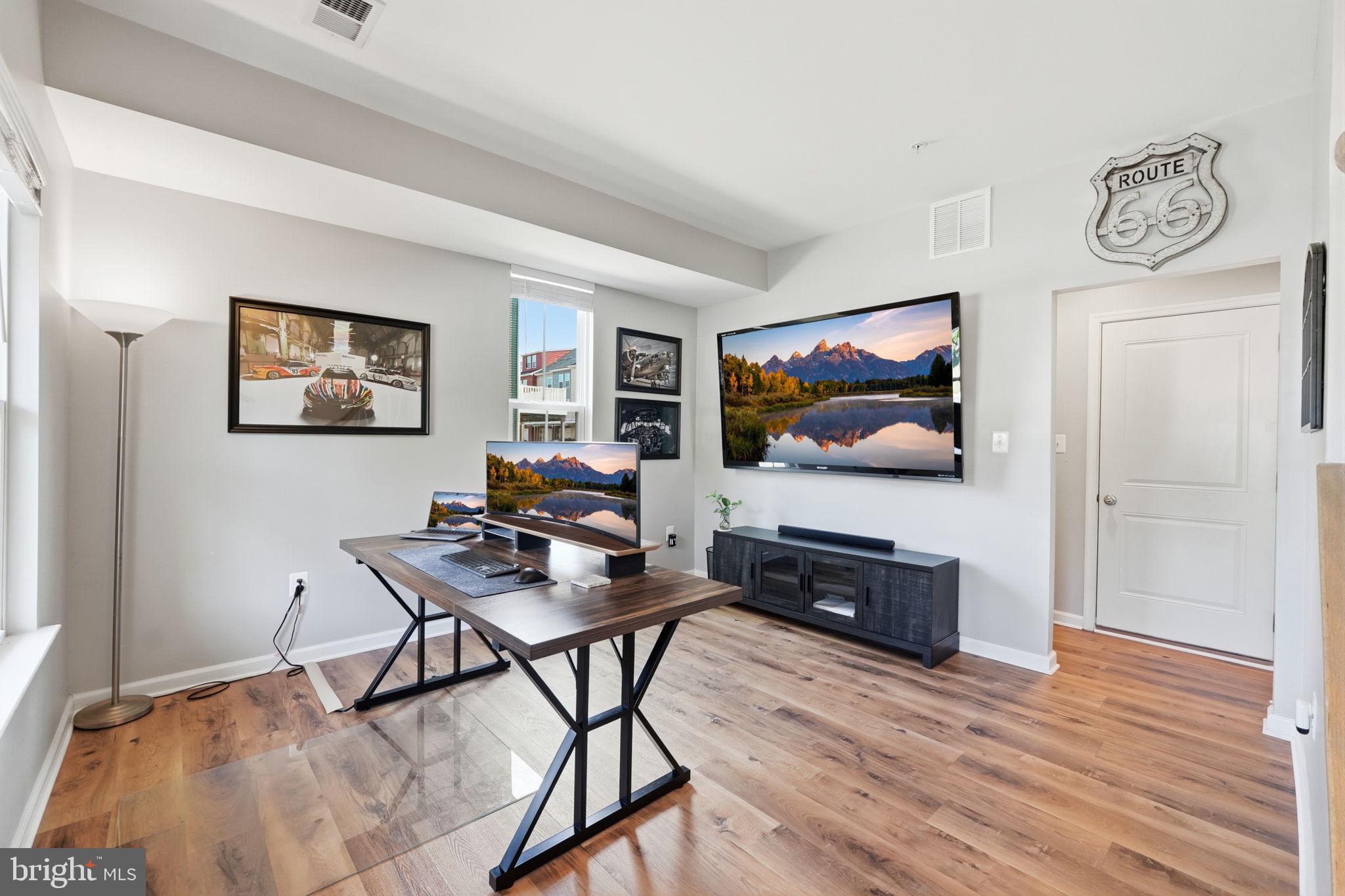24877 COATS SQUARE