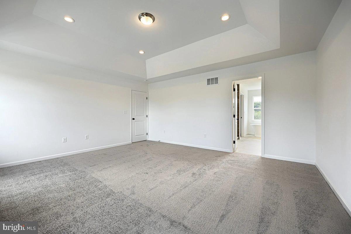 LOGAN MEADOWS - Residential