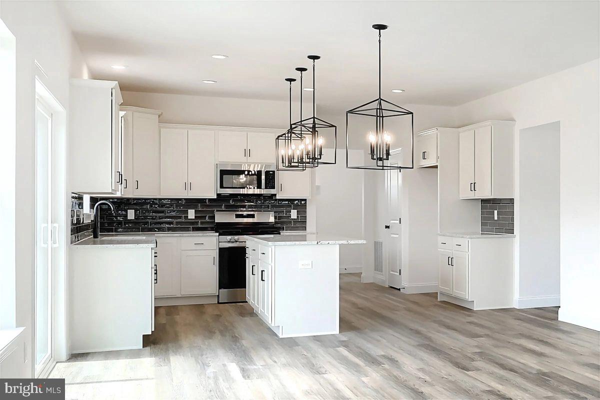 LOGAN MEADOWS - Residential