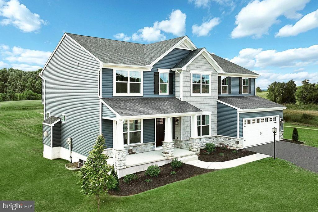 Photo of 464 Santa Anita Drive #LOT 117, DILLSBURG, PA 17019 (MLS # PAYK2095266)