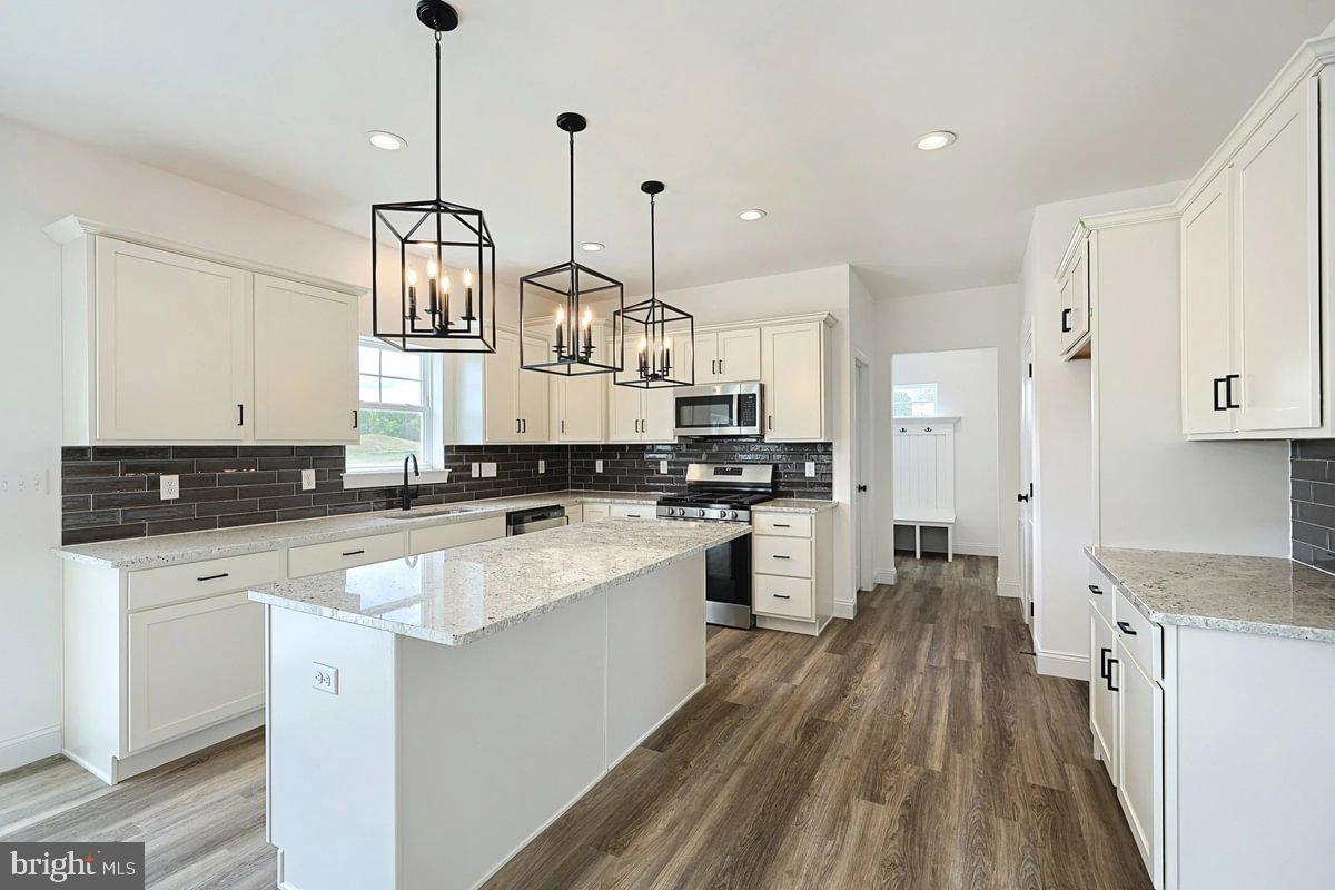 LOGAN MEADOWS - Residential