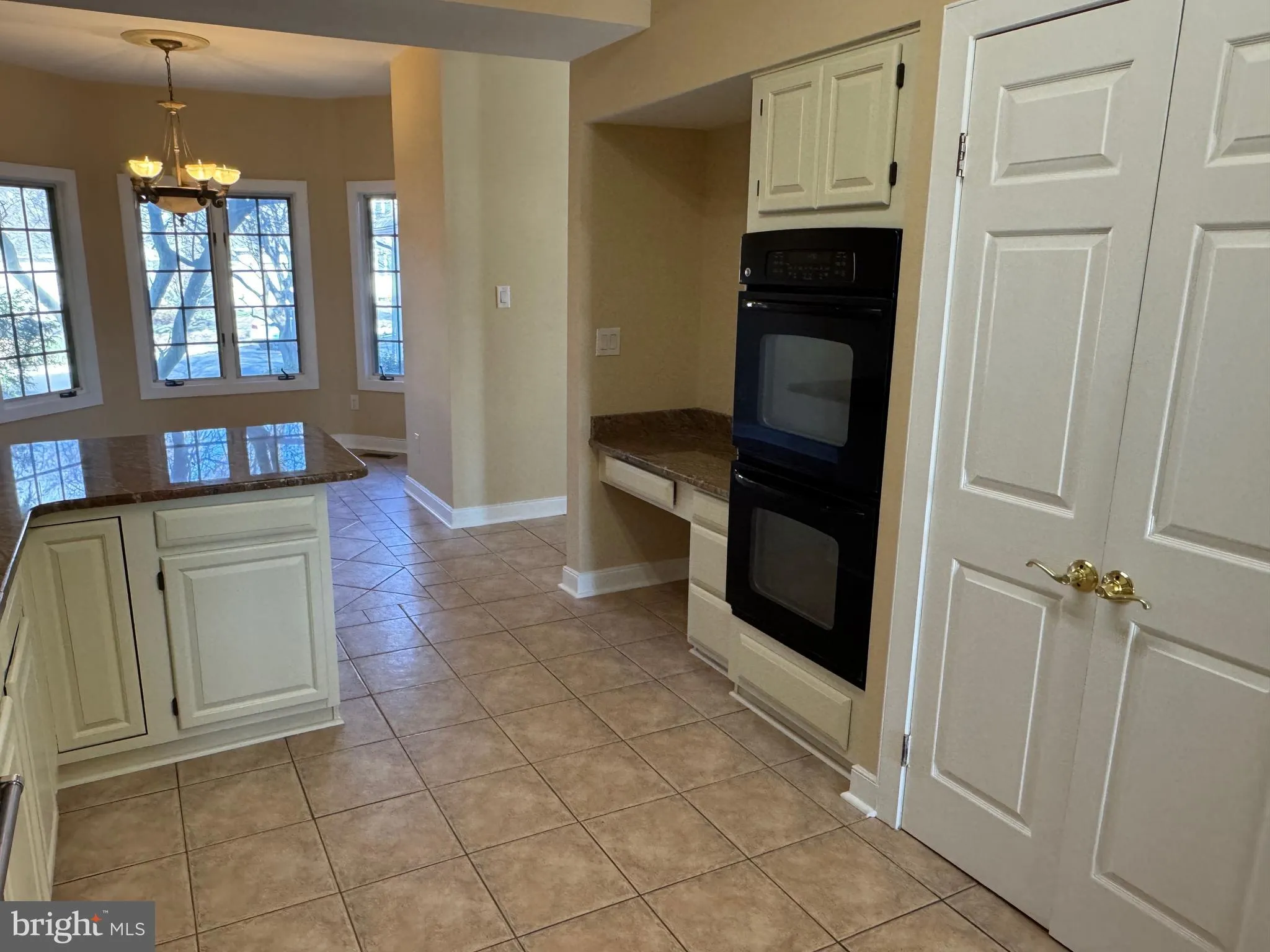 Conshohocken, Pennsylvania 19428, United States, 4 Bedrooms Bedrooms, ,4 BathroomsBathrooms,Residential,Active,83539