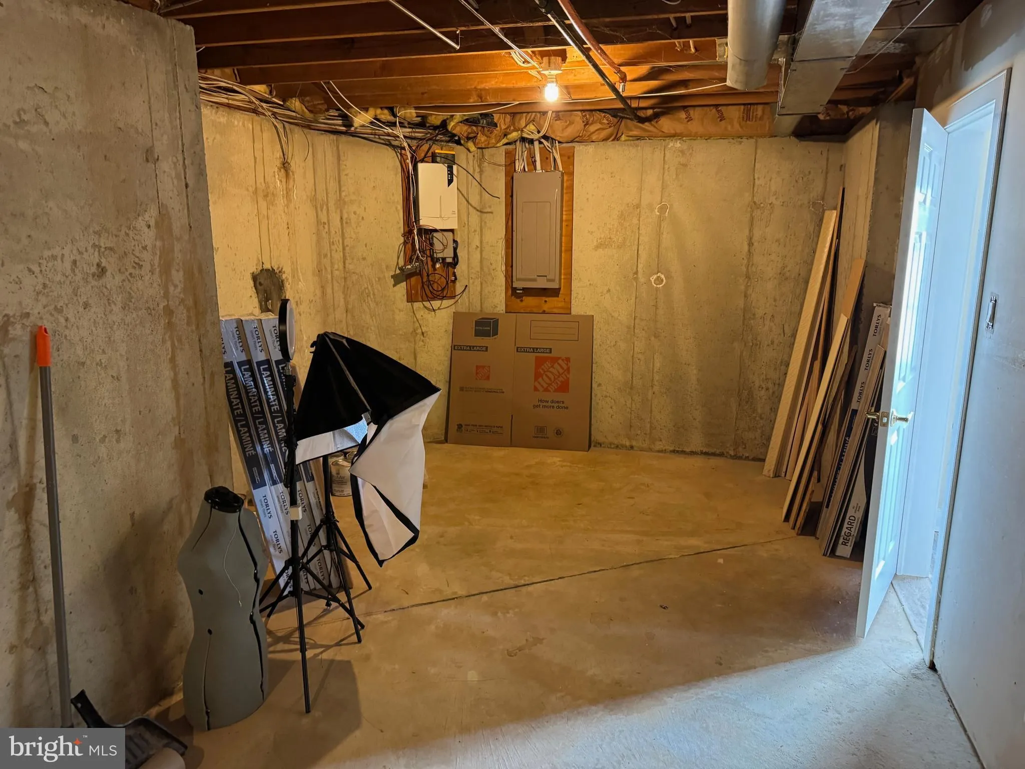 Conshohocken, Pennsylvania 19428, United States, 4 Bedrooms Bedrooms, ,4 BathroomsBathrooms,Residential,Active,83539