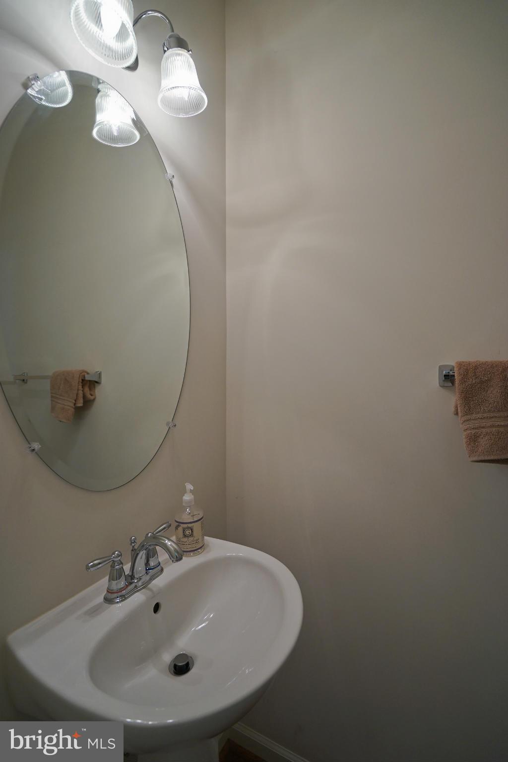 CENTREVILLE CROSSING - Residential