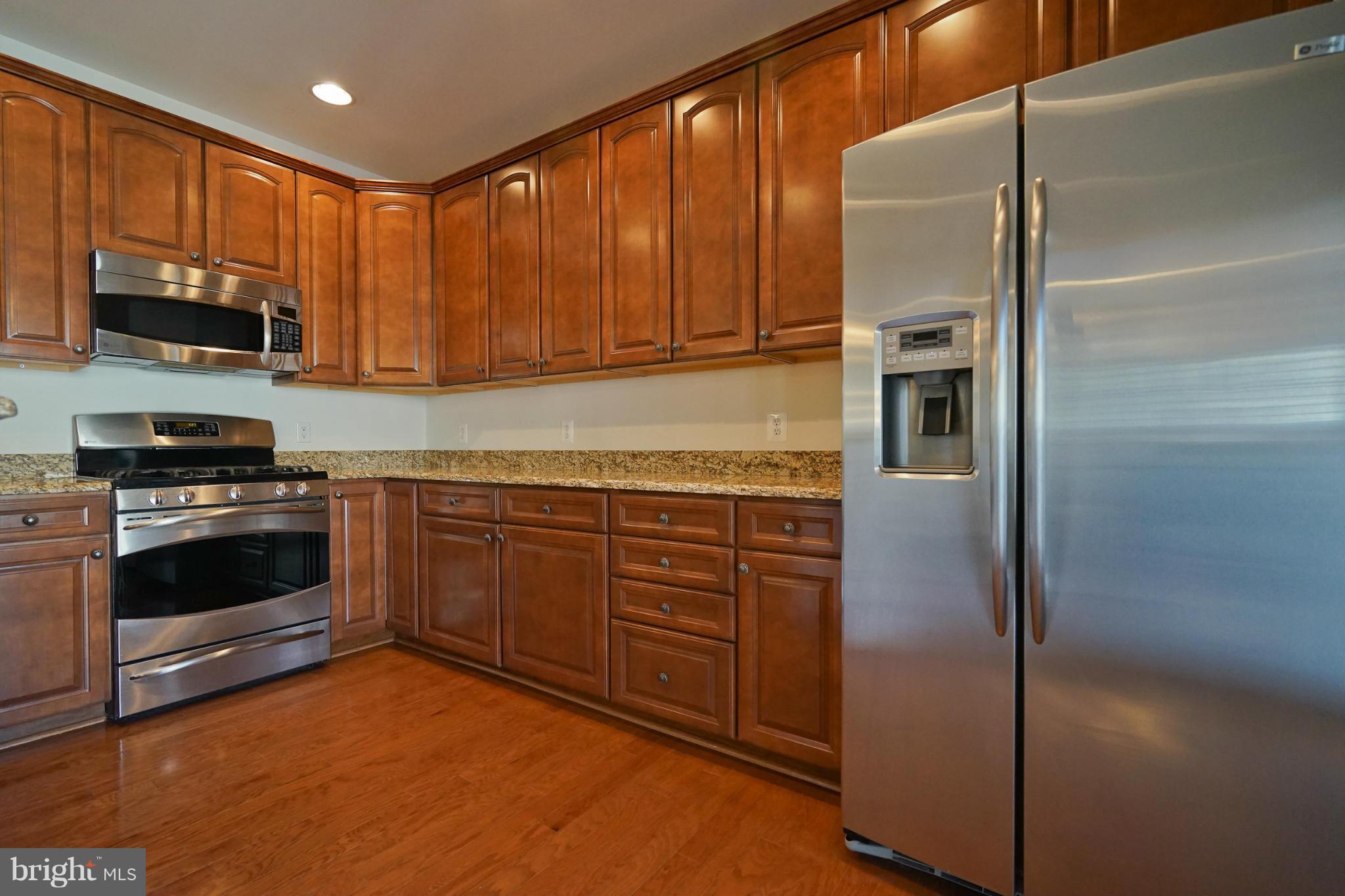 CENTREVILLE CROSSING - Residential