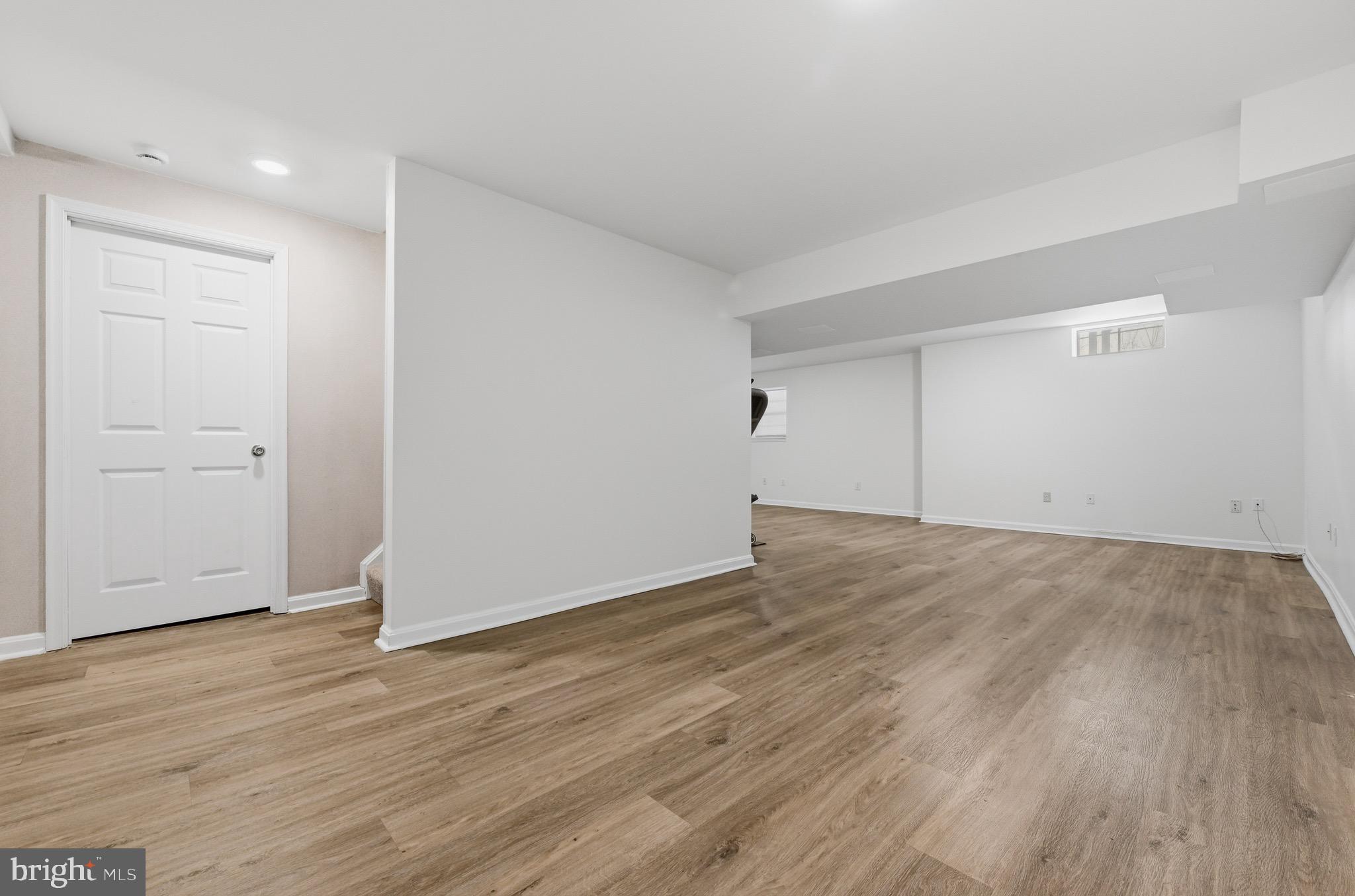 THE PROVINCES - Residential