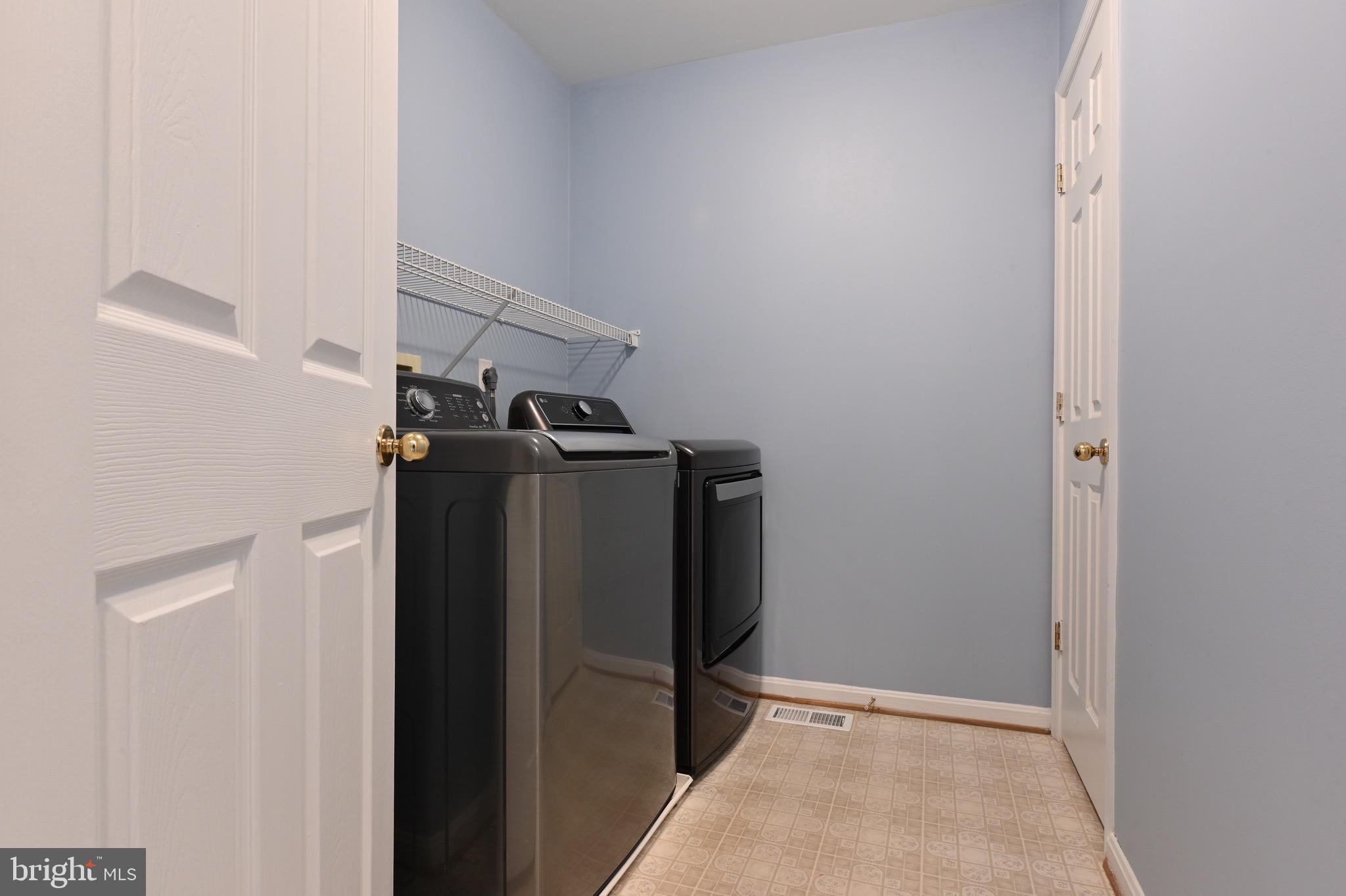 THE PROVINCES - Residential