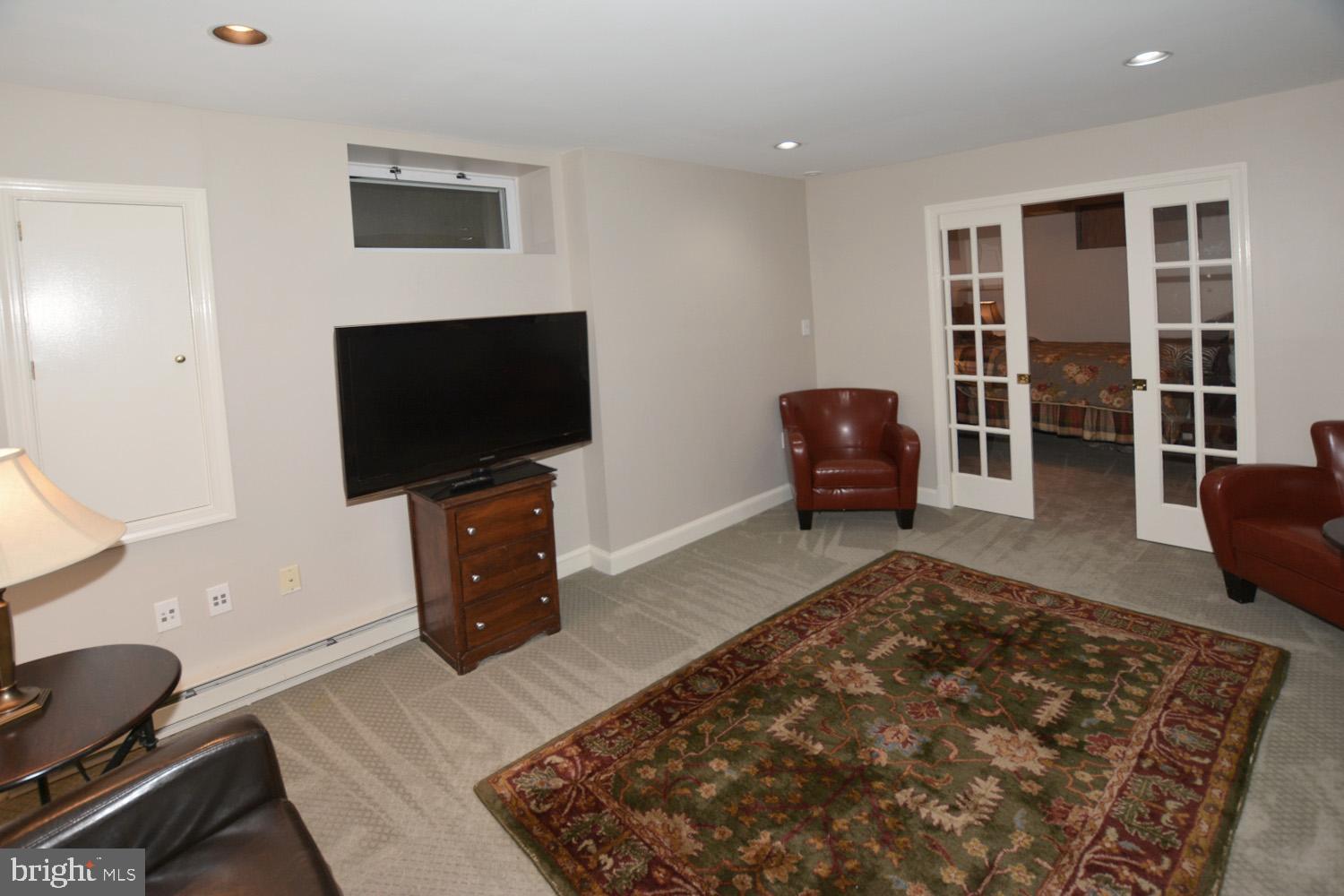 BELLEVUE FOREST - Residential