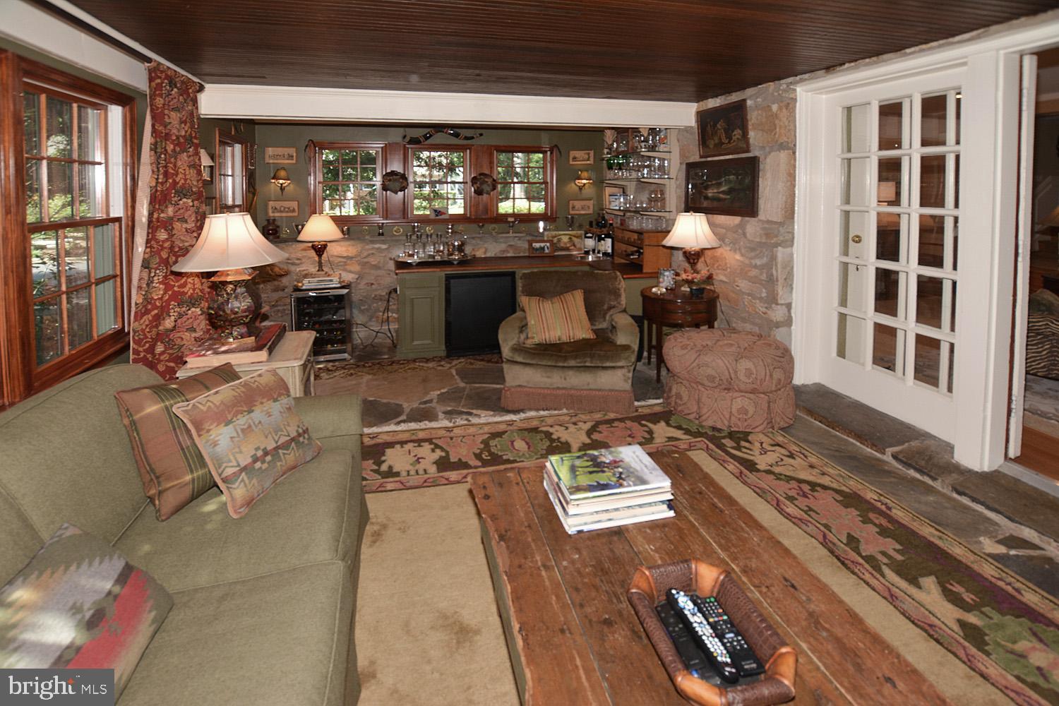 BELLEVUE FOREST - Residential