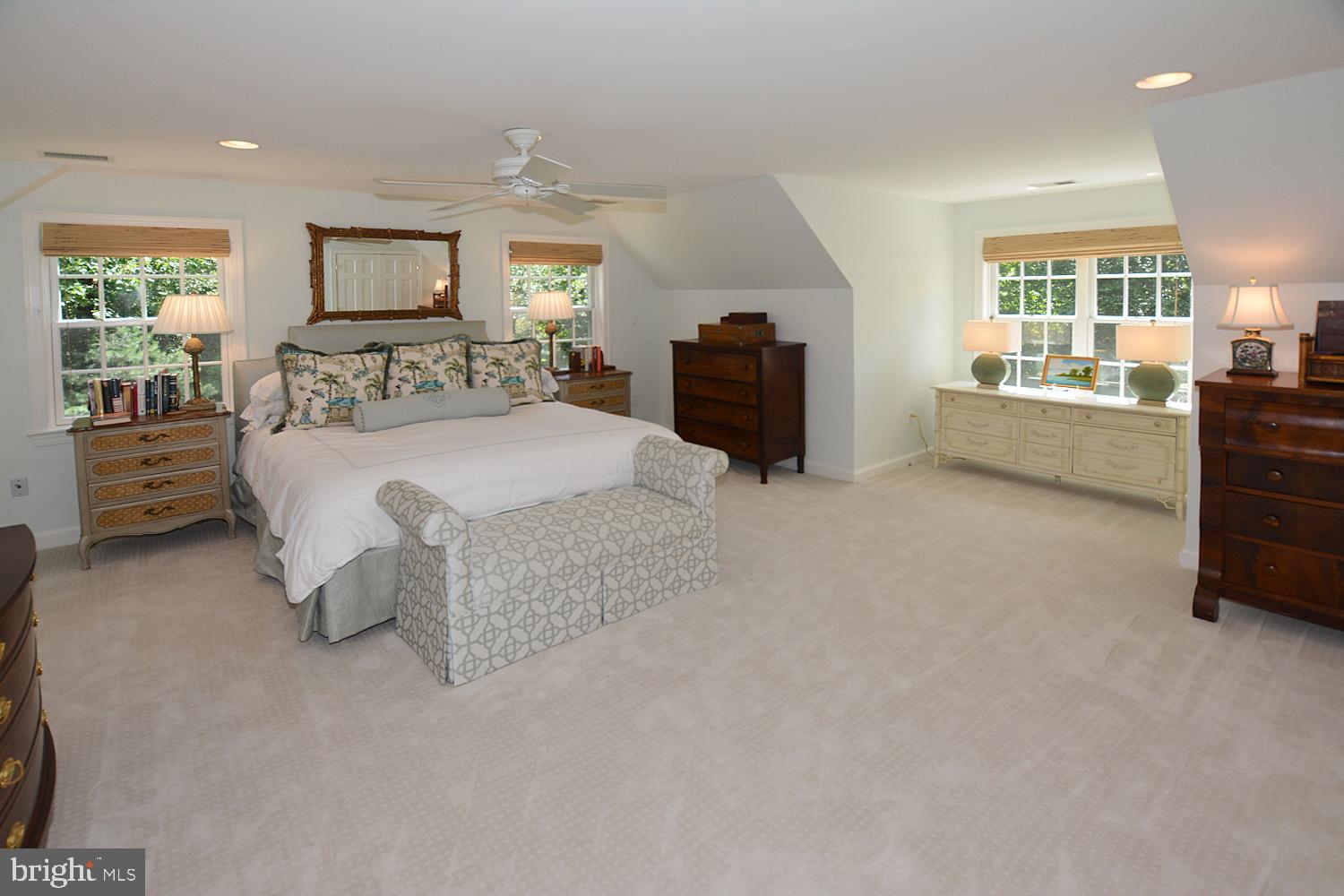 BELLEVUE FOREST - Residential