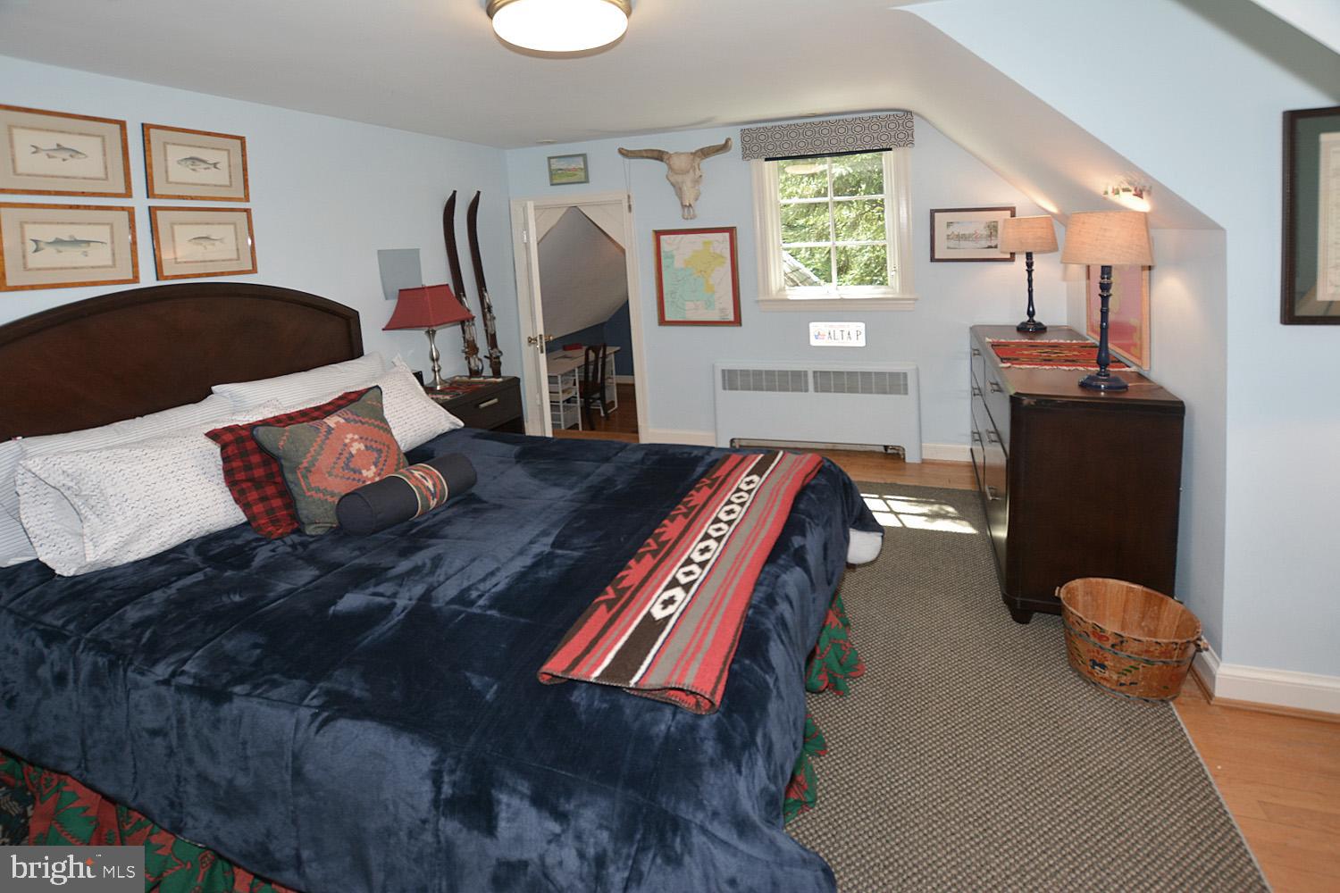 BELLEVUE FOREST - Residential