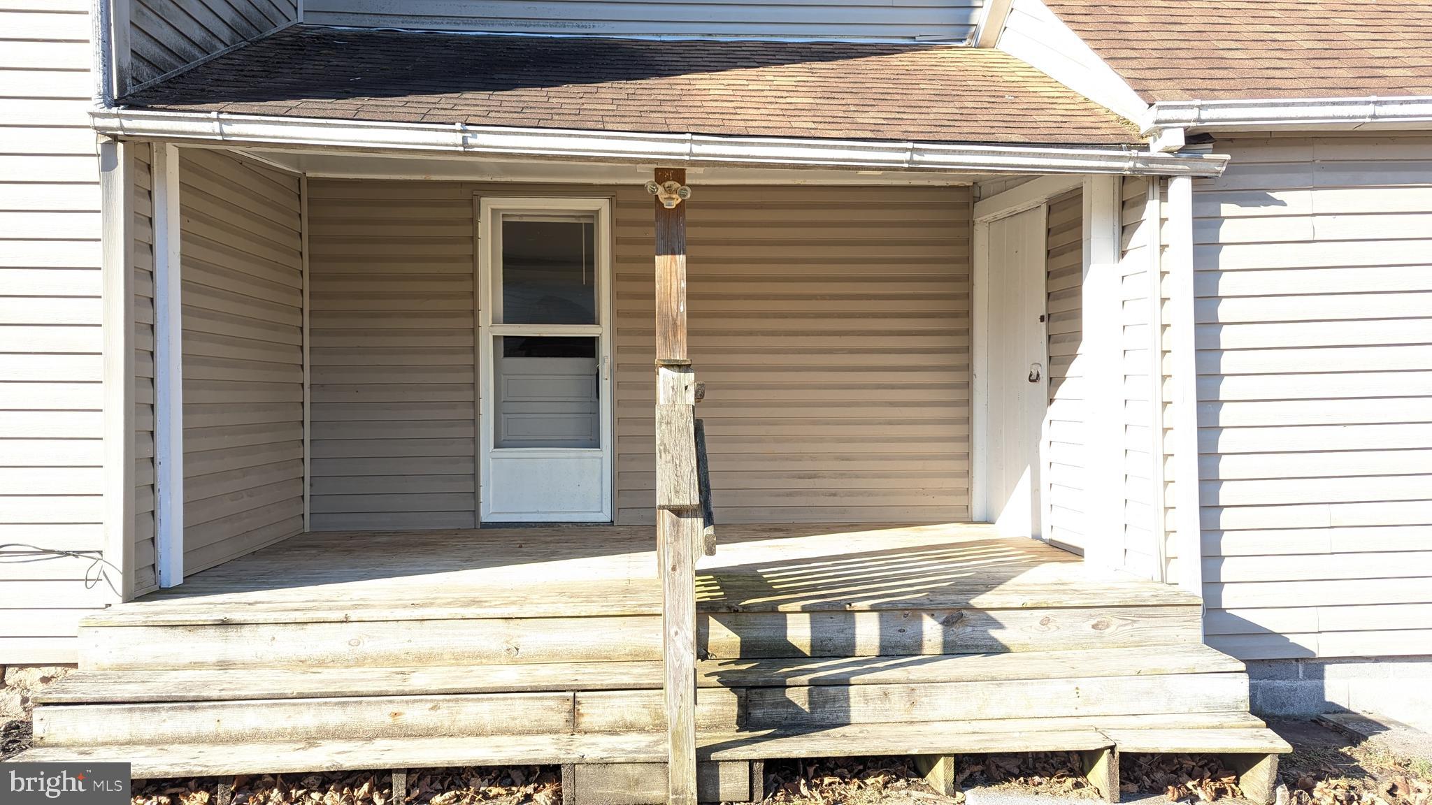 HOWARD - Residential