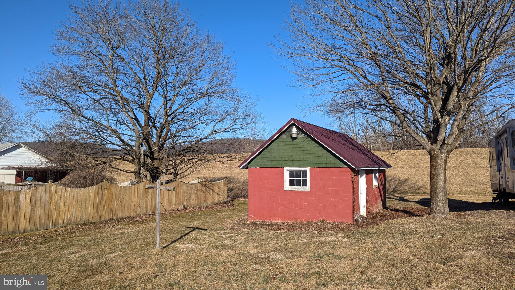 HOWARD - Residential