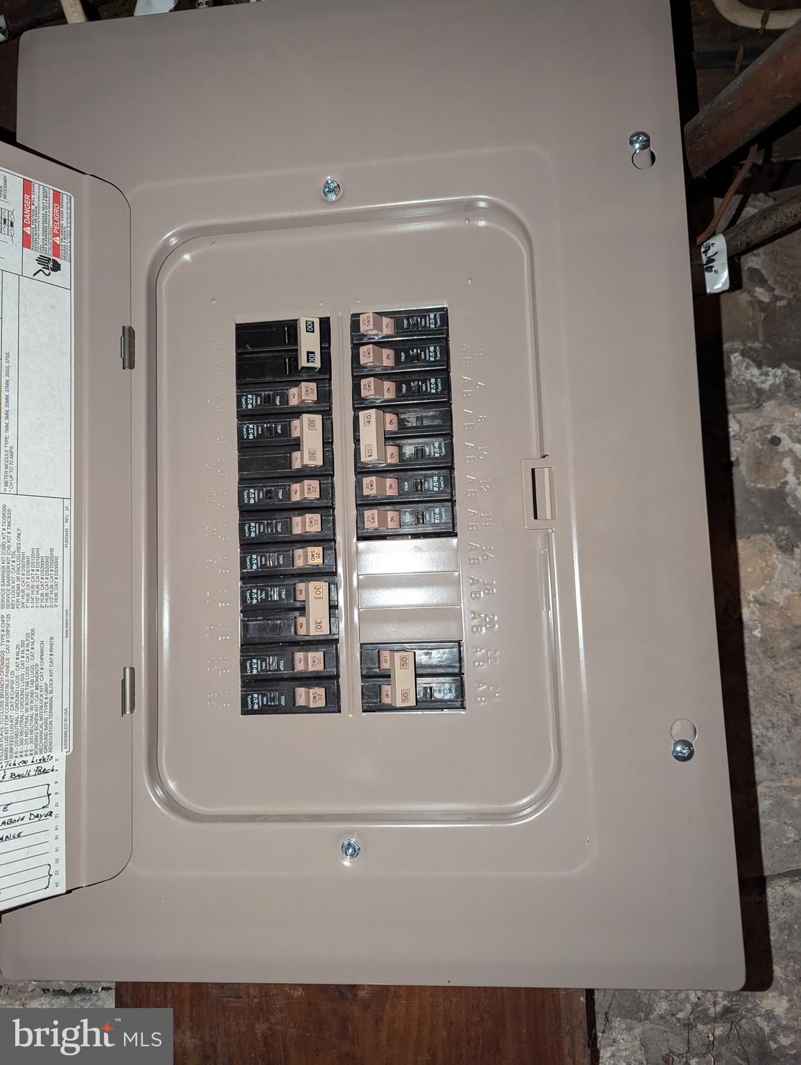 HOWARD - Residential